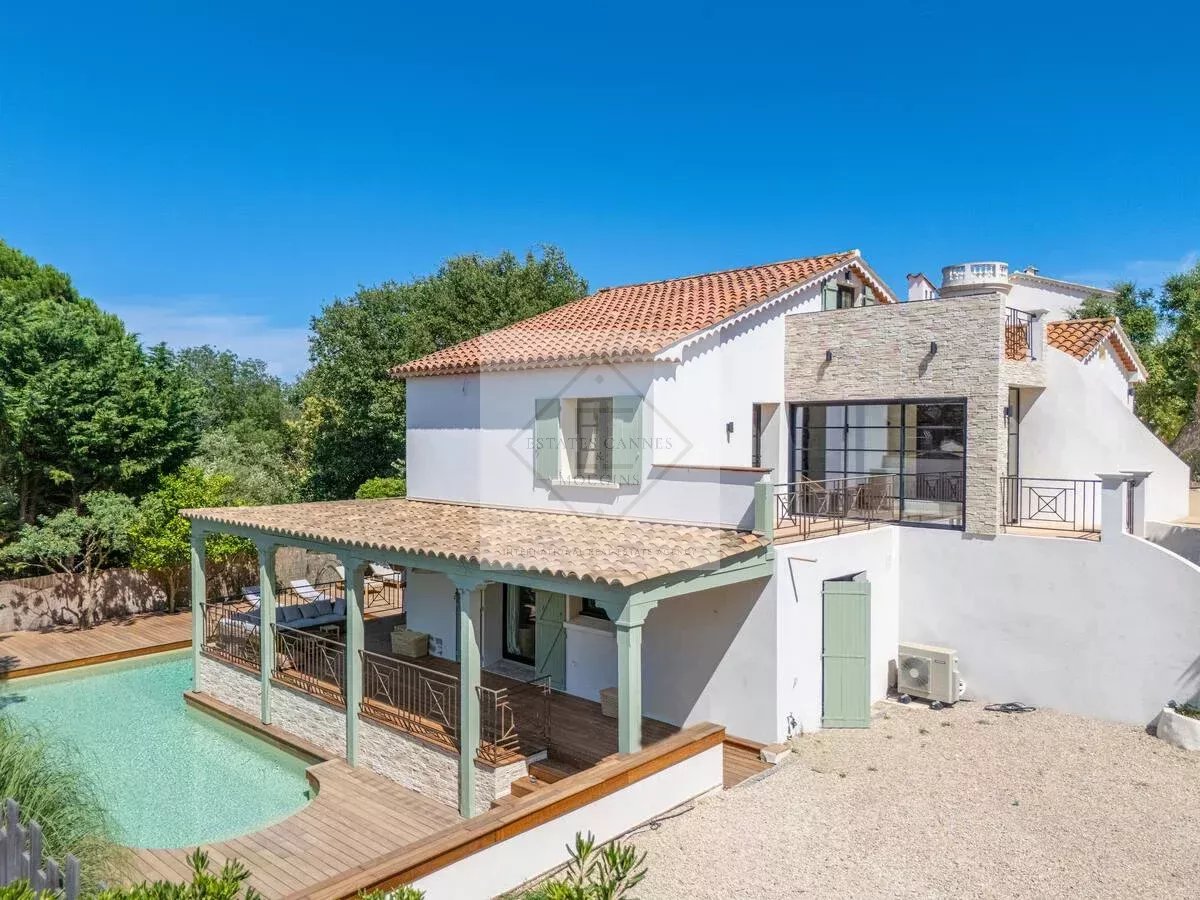 À l’entrée de Saint-Tropez, au cœur des vignes — photo 13