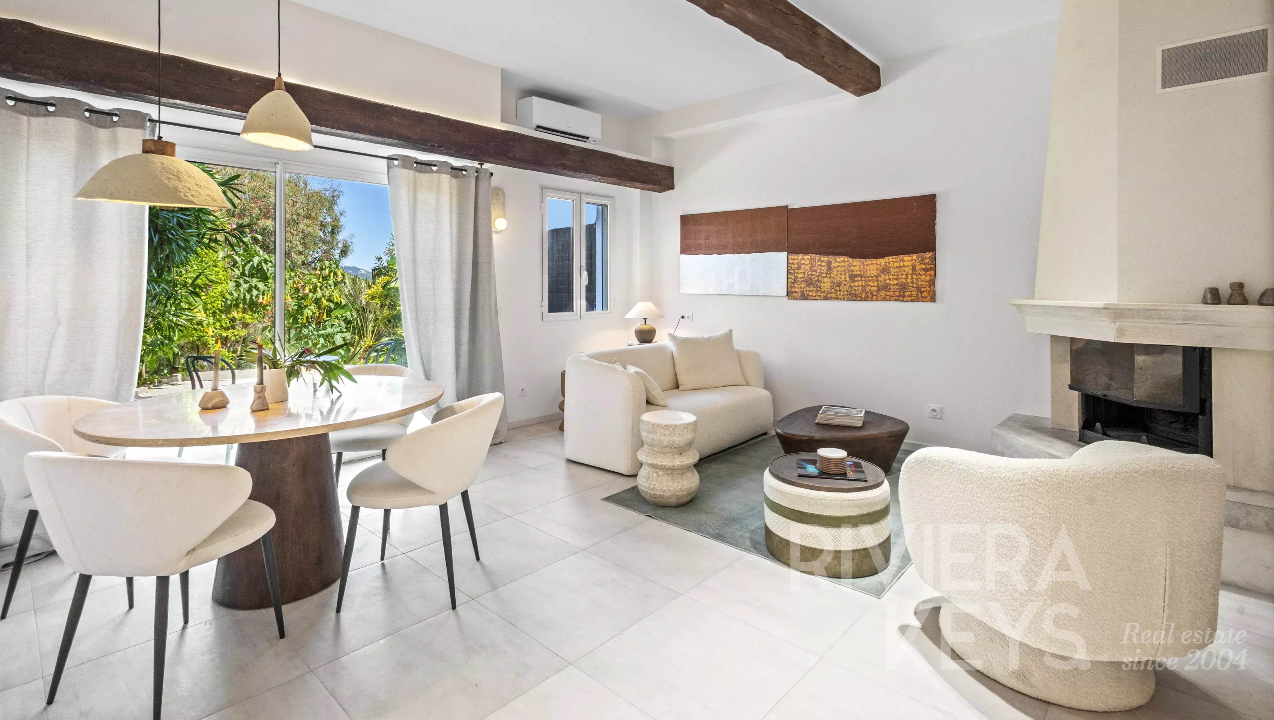 CANNES - Croix des Gardes : Maison de village rénovée par architecte, avec terrasses