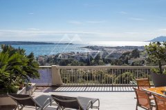 Luxury Sea-View Apartment Cannes | Prestigious Family Estate — photo 1 of 7