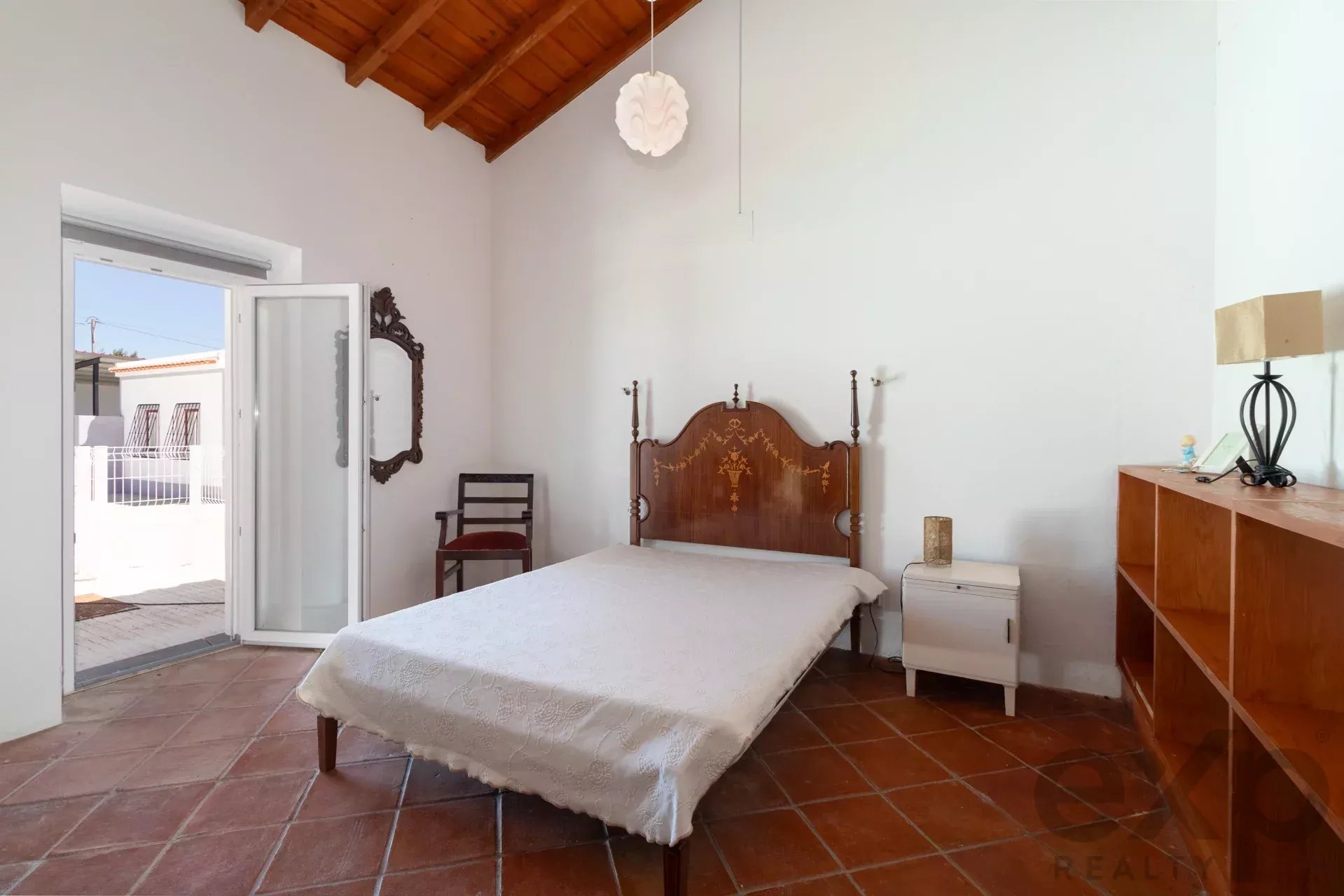 Luxury Equestrian Property + Guest House 85992157 image 35
