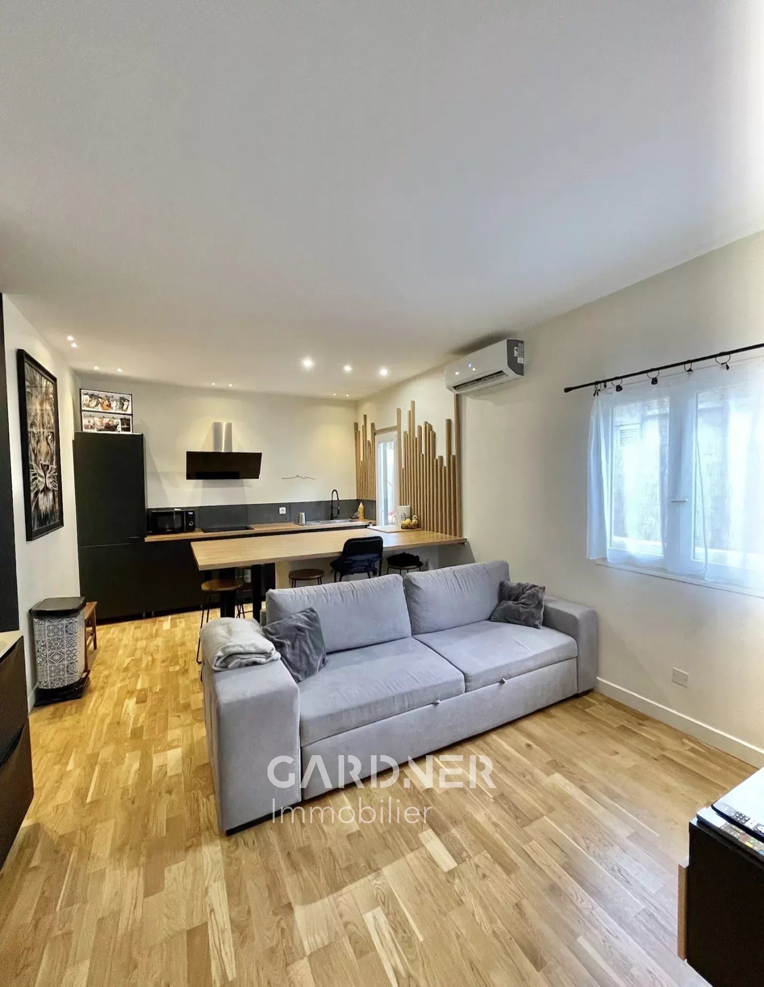 Agence immobilière de 