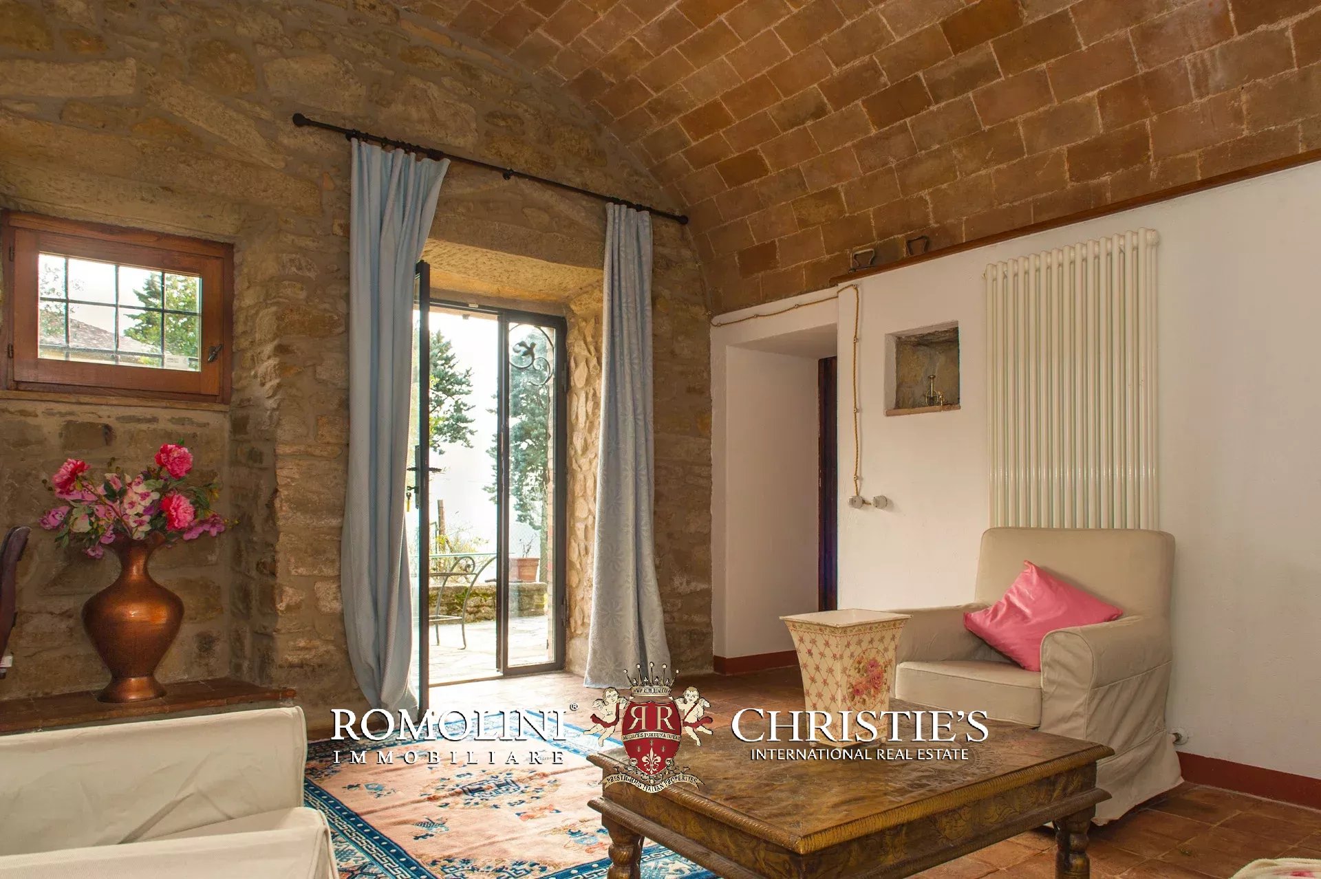 11 Bedroom Villa/Townhouse's Image 12