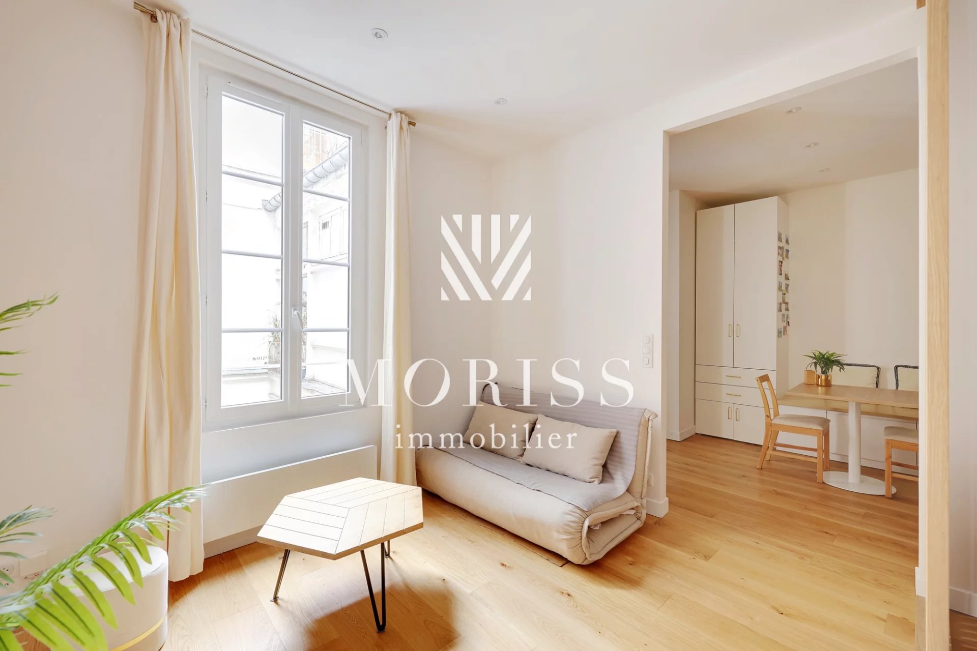 APPARTEMENT 1/2 PIÈCES -PARIS 2-BOURSE - Image Array