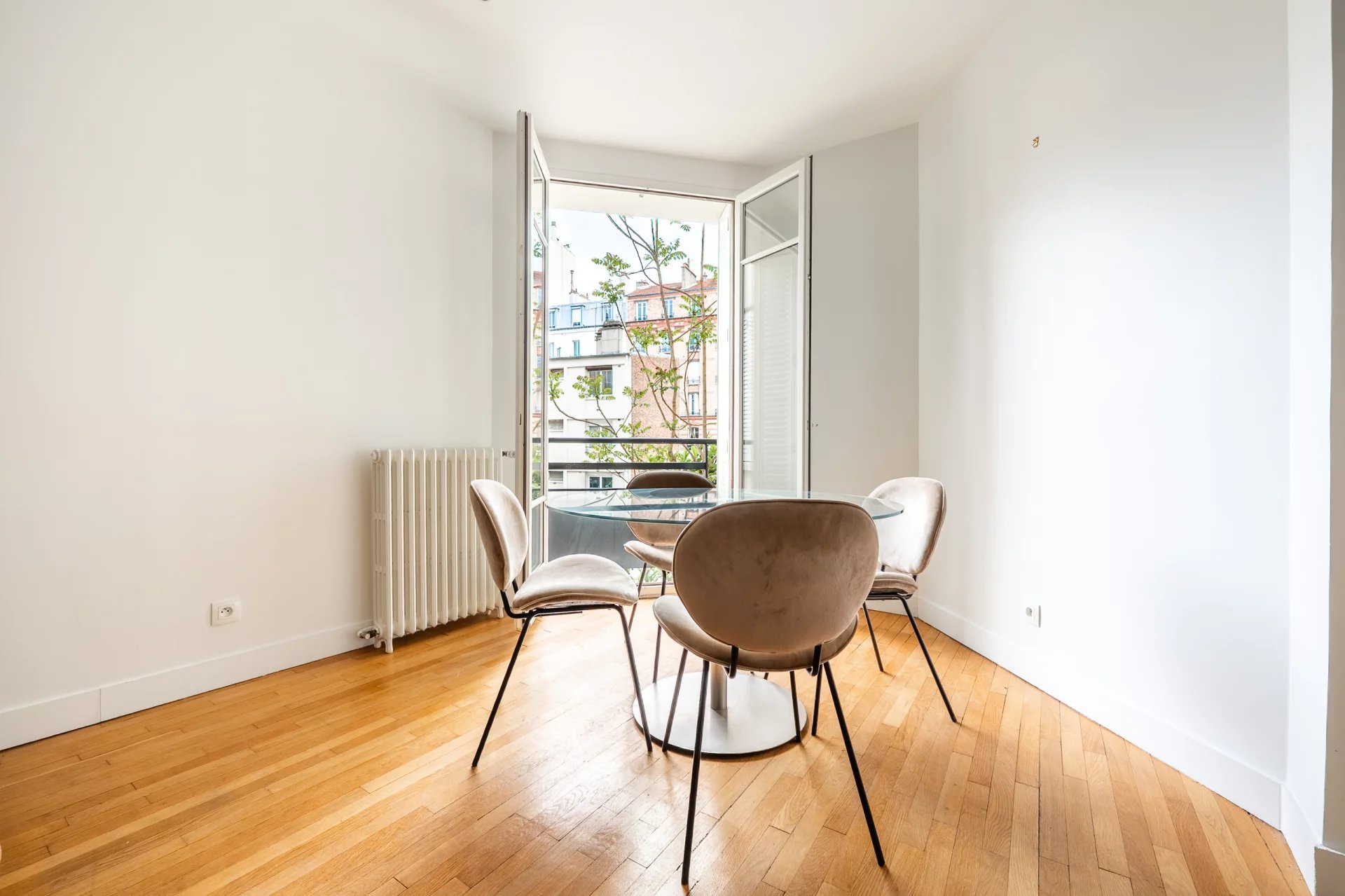 Sale Apartment Paris 16th Auteuil