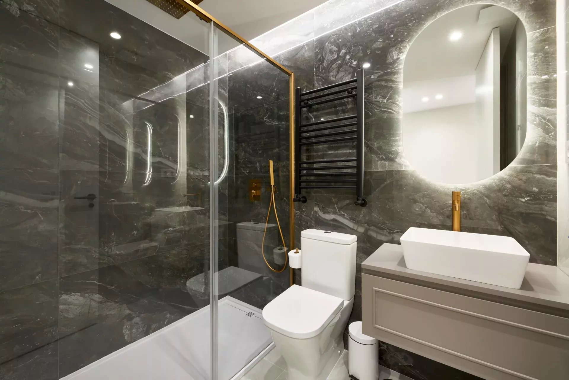 Goya - Flat with brand new renovations - picture 8