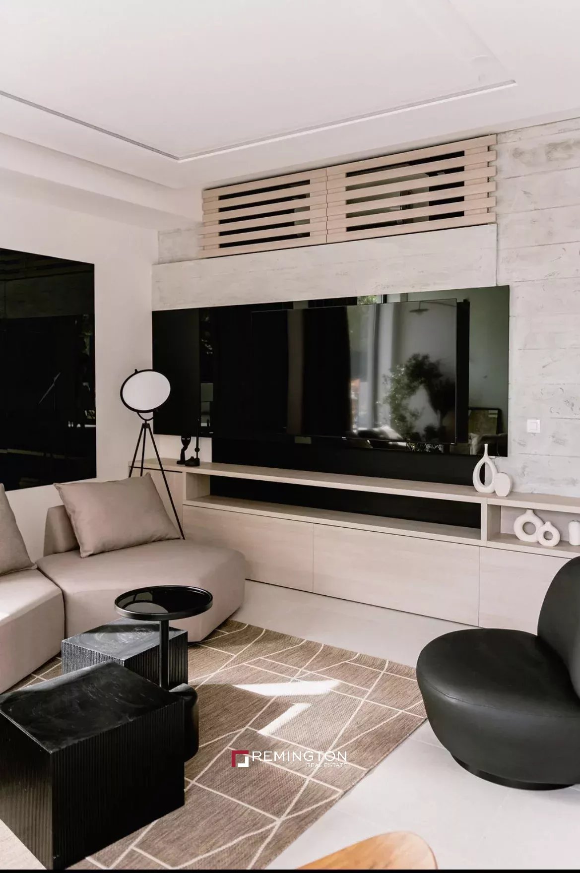 4 Bedroom Villa/Townhouse's Image 17
