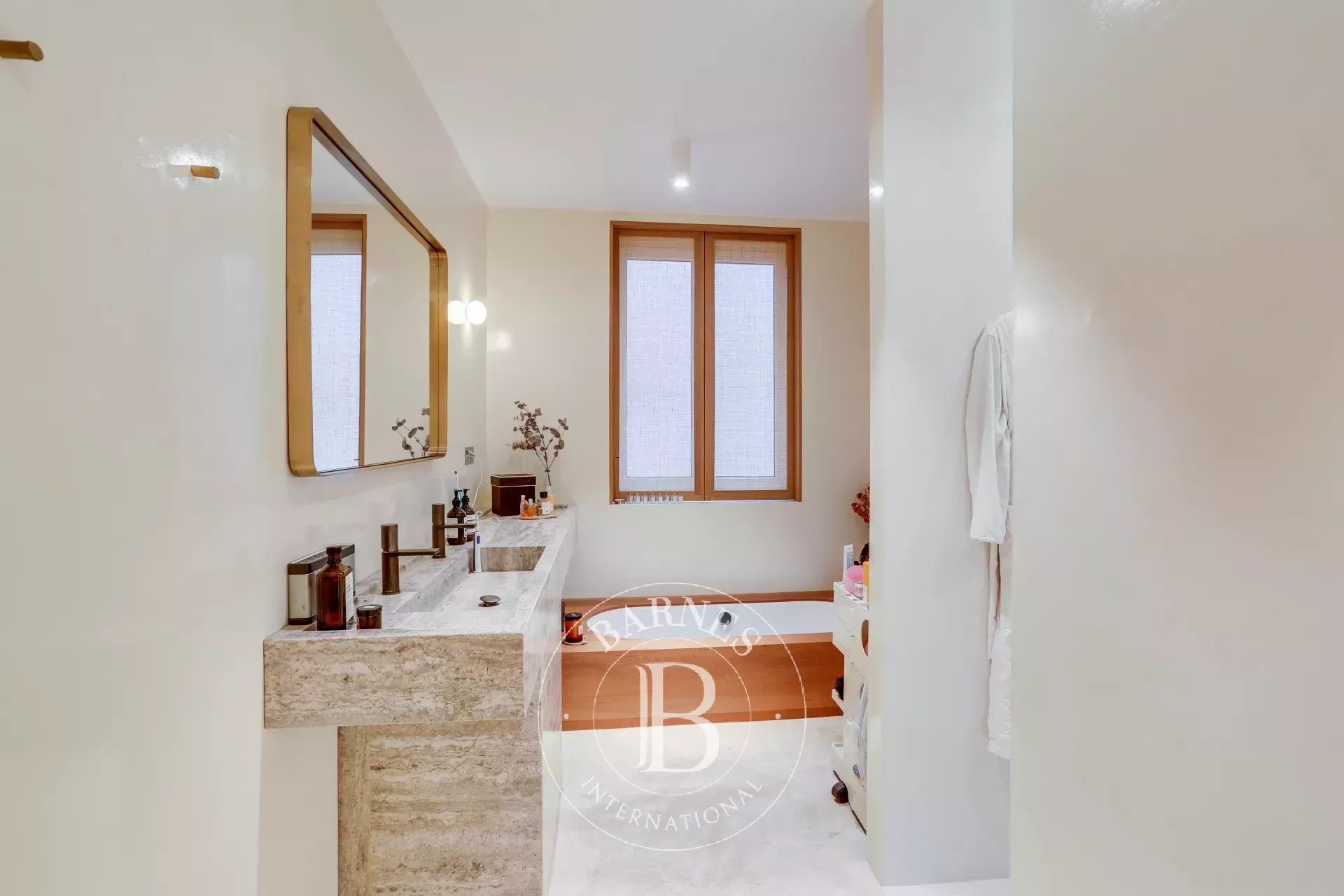 Daire Paris 6ème - picture 13