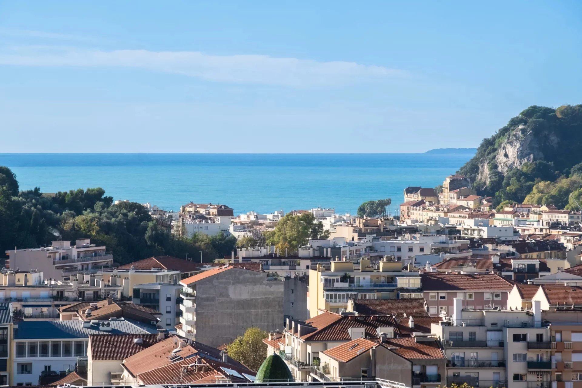 NICE-MONT BORON-VILLA AVEC VUE MER