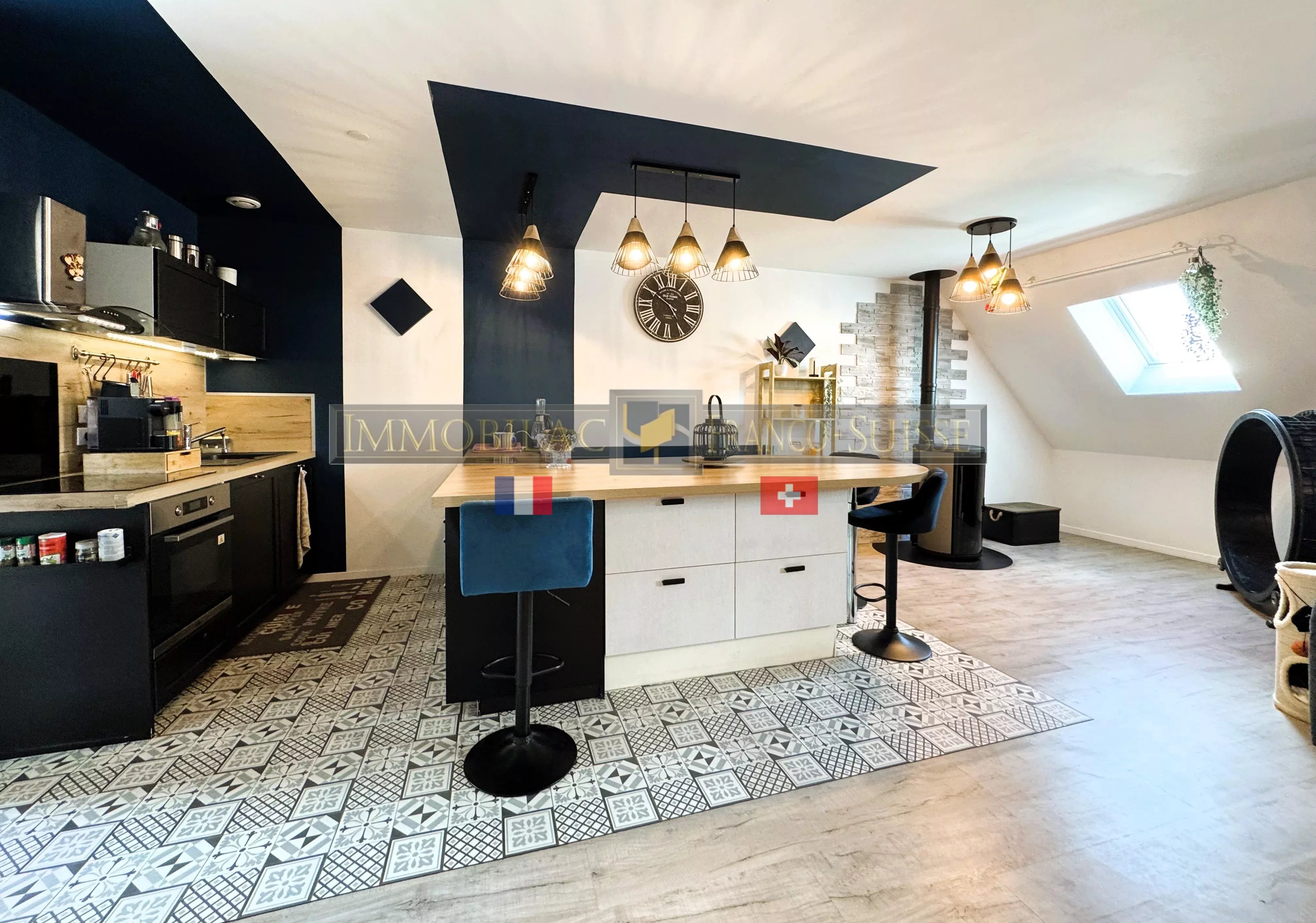 APPARTEMENT T4 DERNIER ÉTAGE