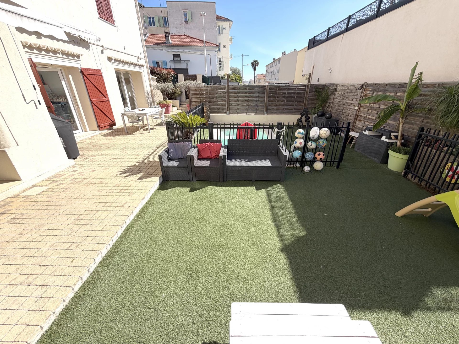 Gorbella / Le Ray – 4P avec jardin et piscine privative, comme une maison