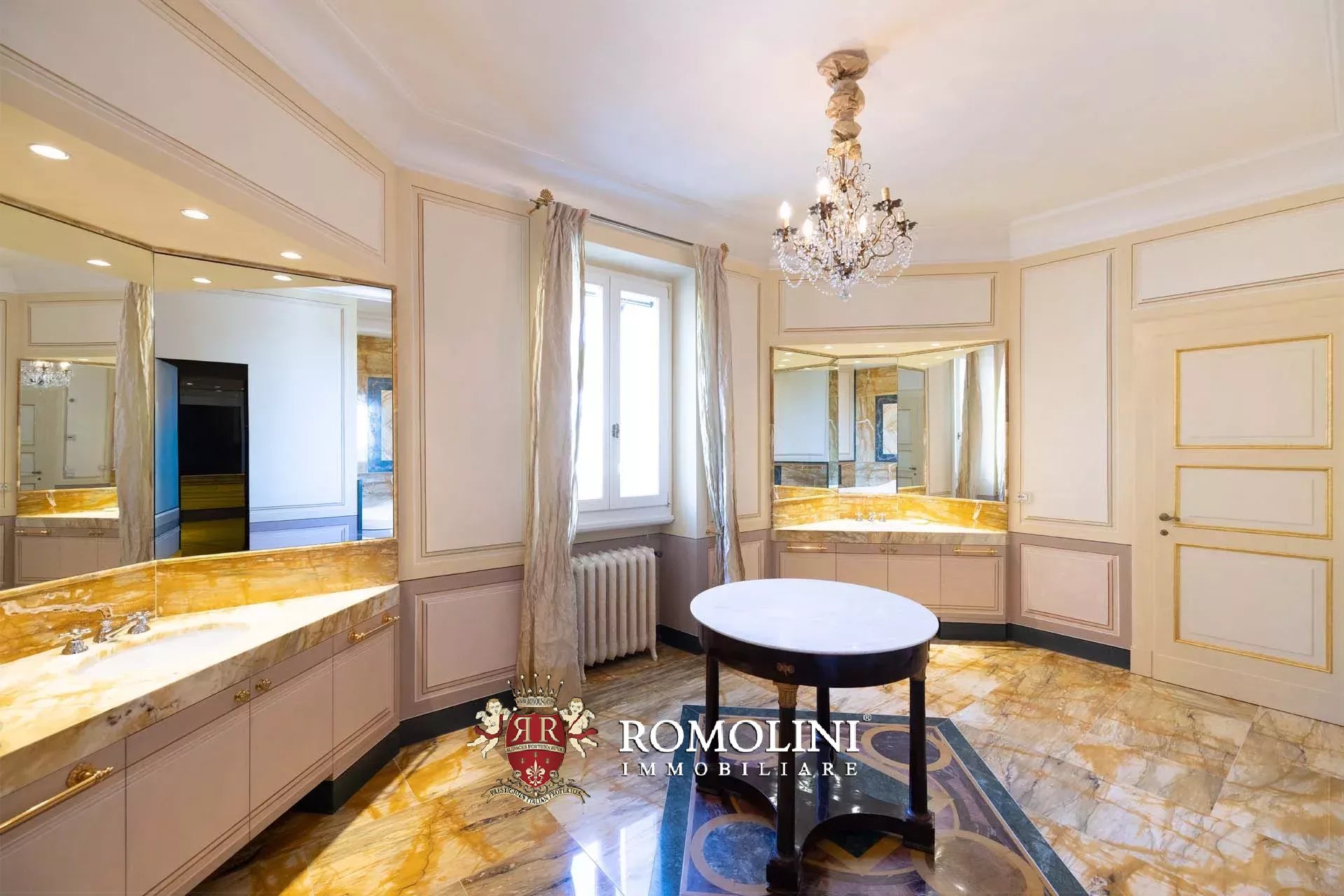 12 Bedroom Villa/Townhouse's Image 65