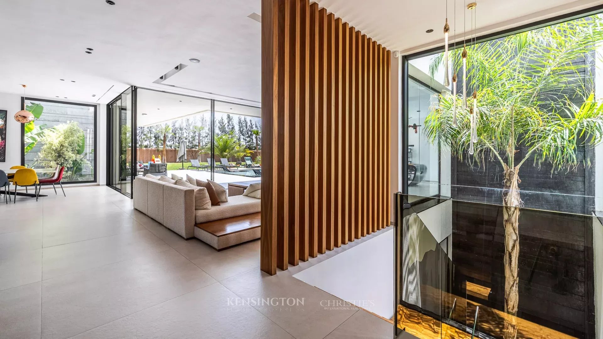 8 Bedroom Villa/Townhouse's Image 7