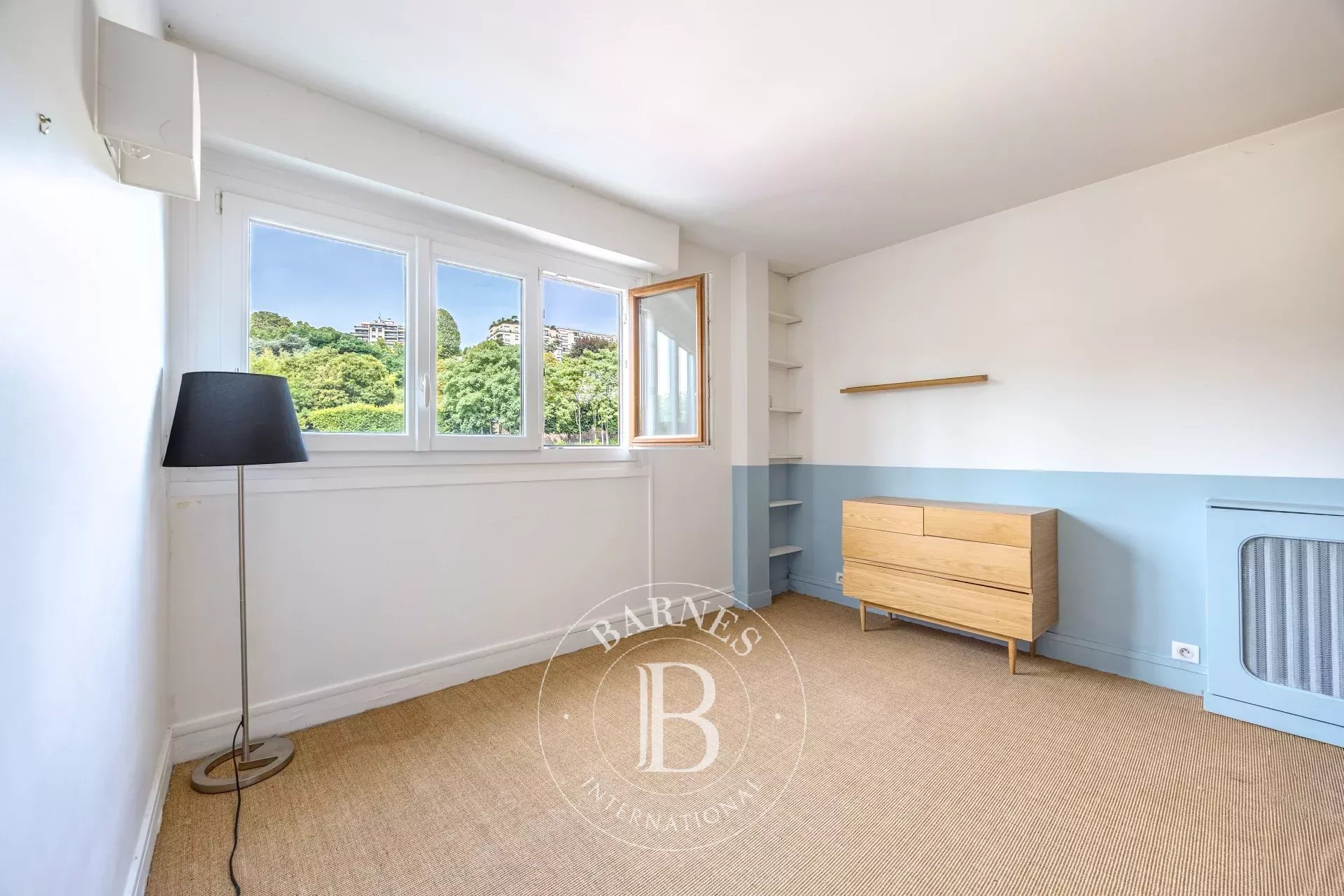 Saint-Cloud  - Apartment 3 Bedrooms - picture 8