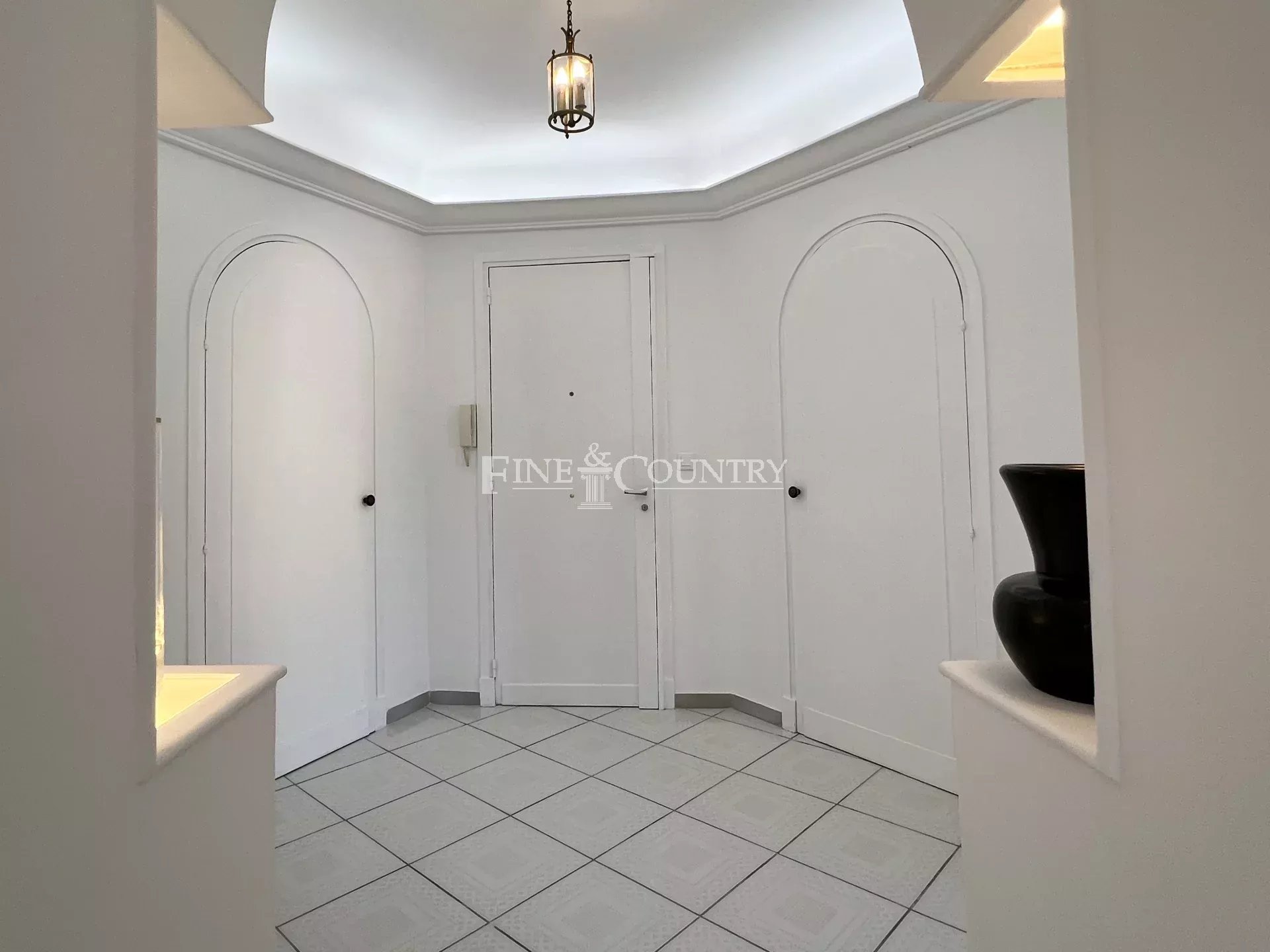 Photo of Cannes Banane, apartment  3 rooms for sale