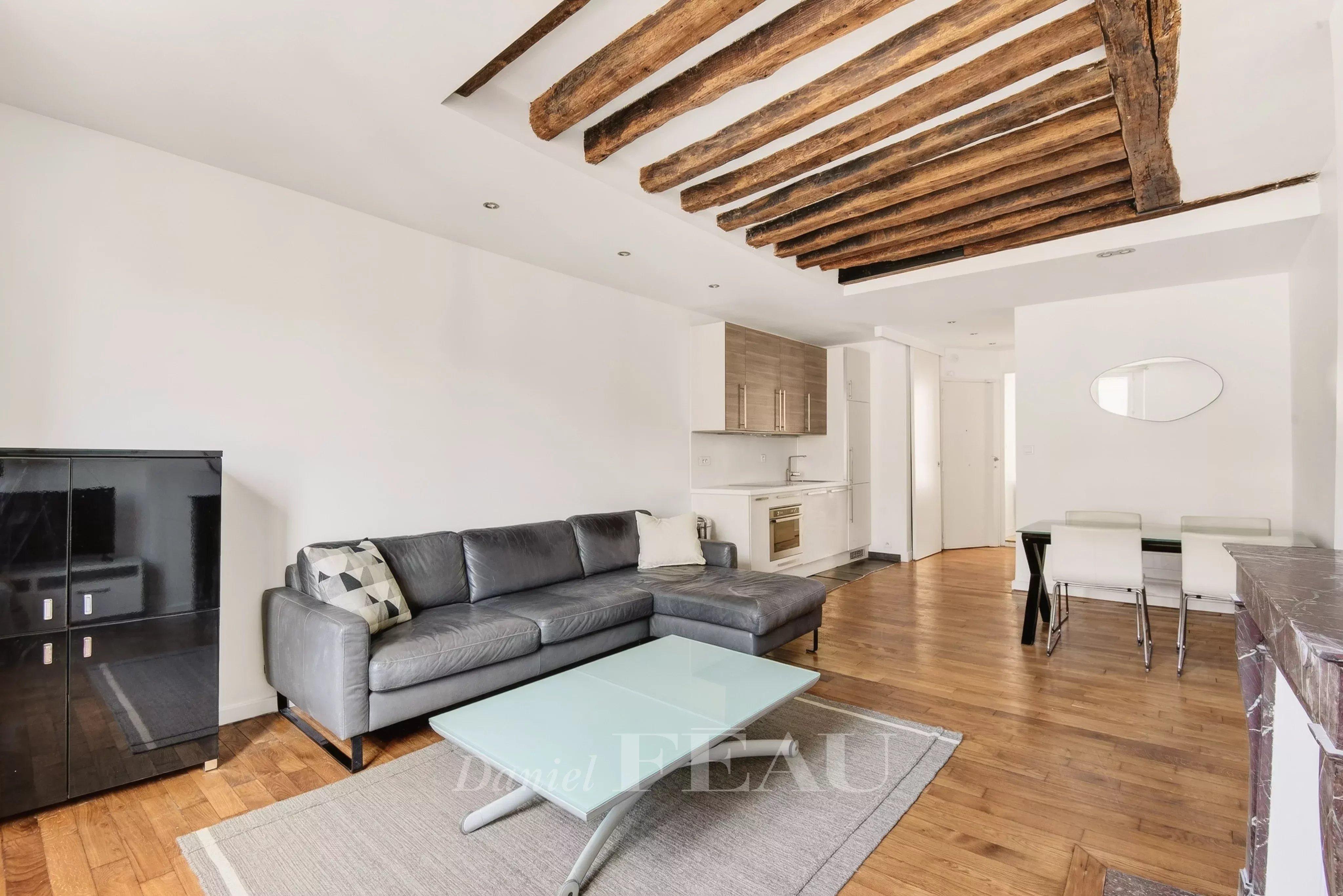 Sale Apartment Paris 4th