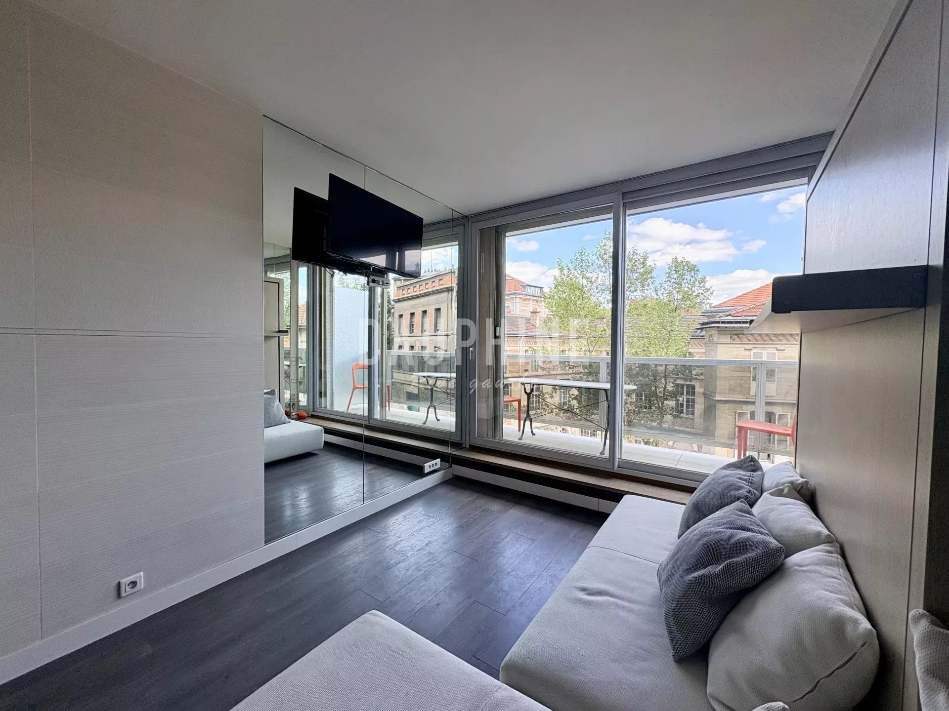 Agence immobilière de 