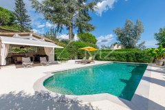Beautiful family villa with sea view — photo 3 of 7