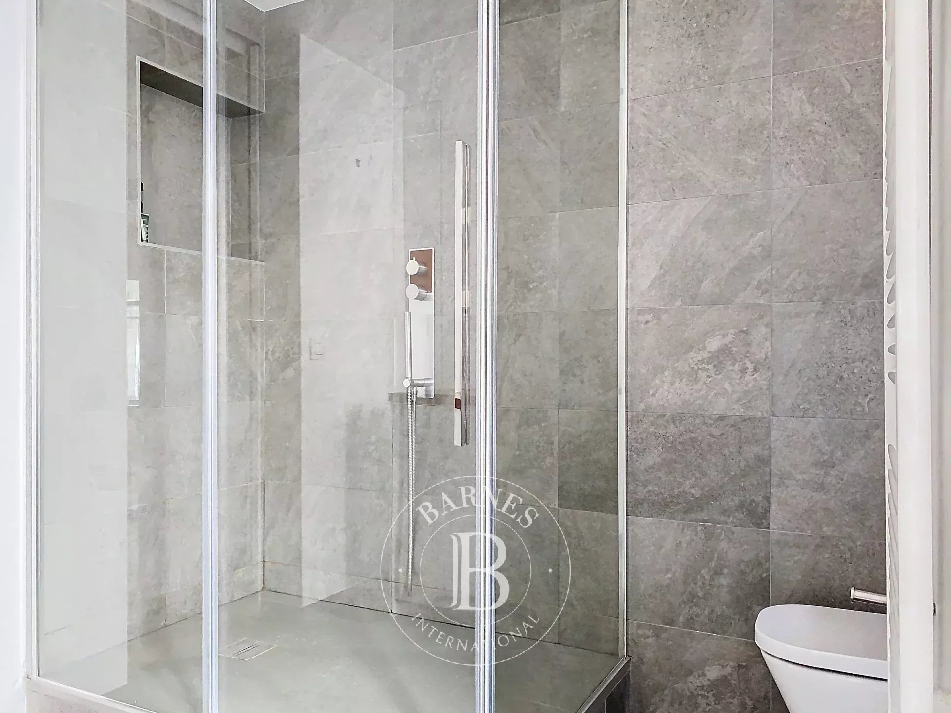 Daire Paris 18ème - picture 21