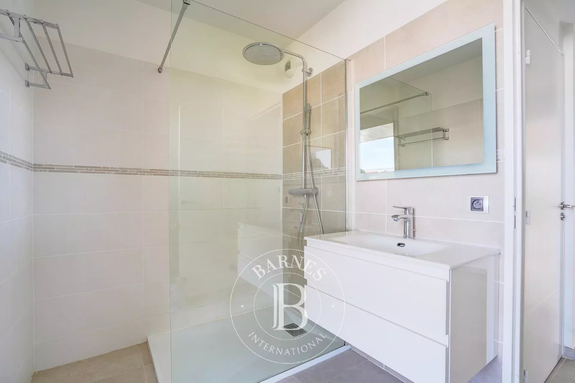 Daire Marseille 8ème - picture 13