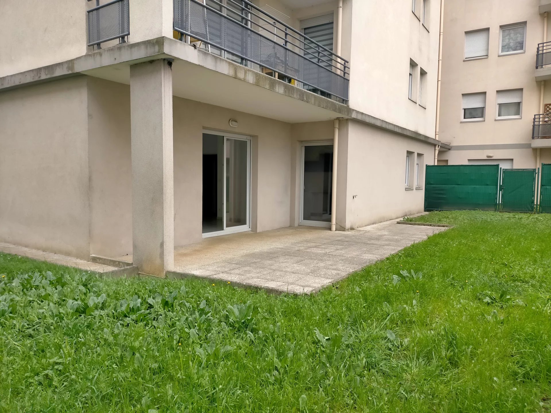 524674 Vente Lyon 8ème
