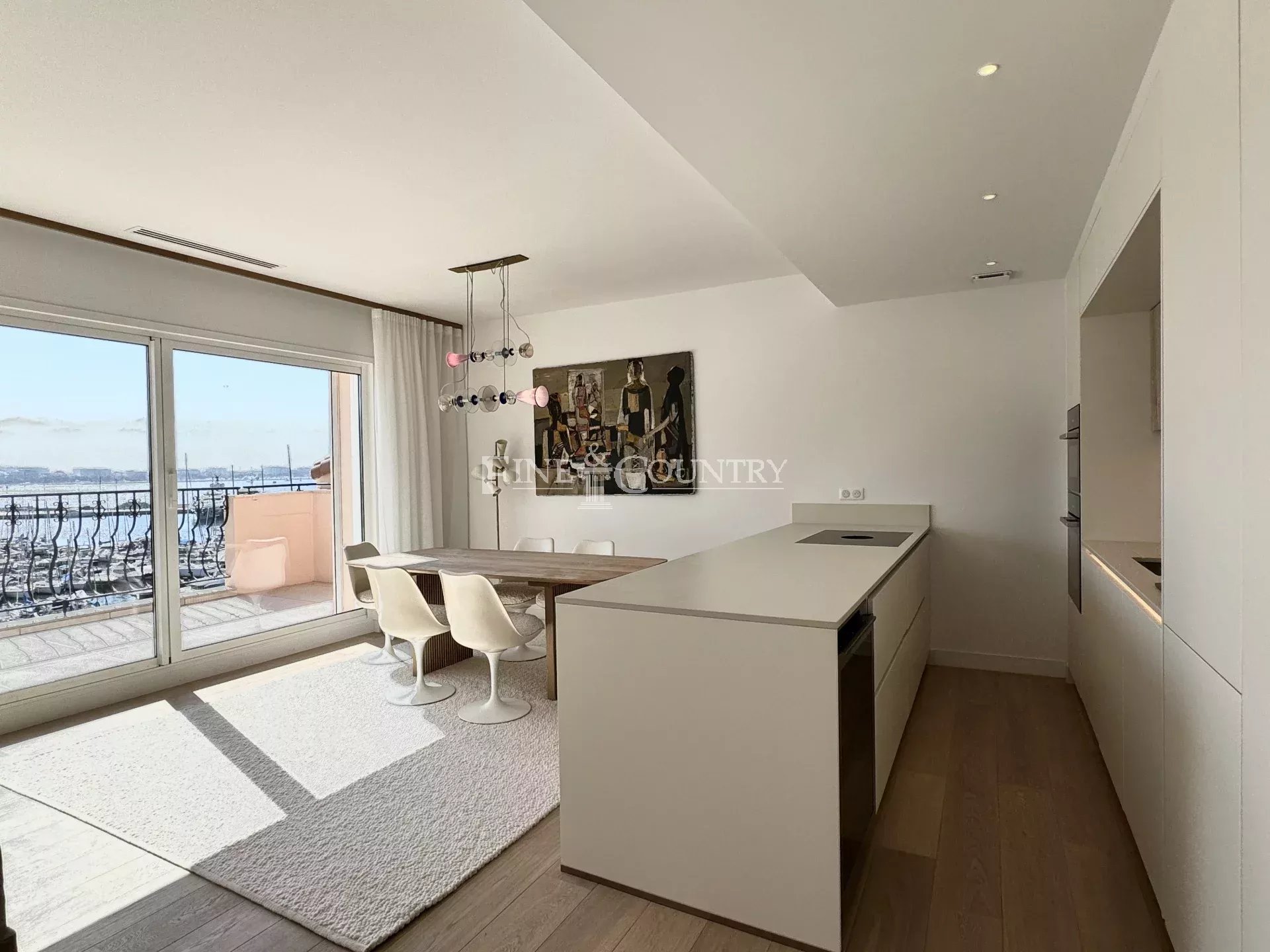 Photo of Penthouse for Sale in Cannes with Sea View