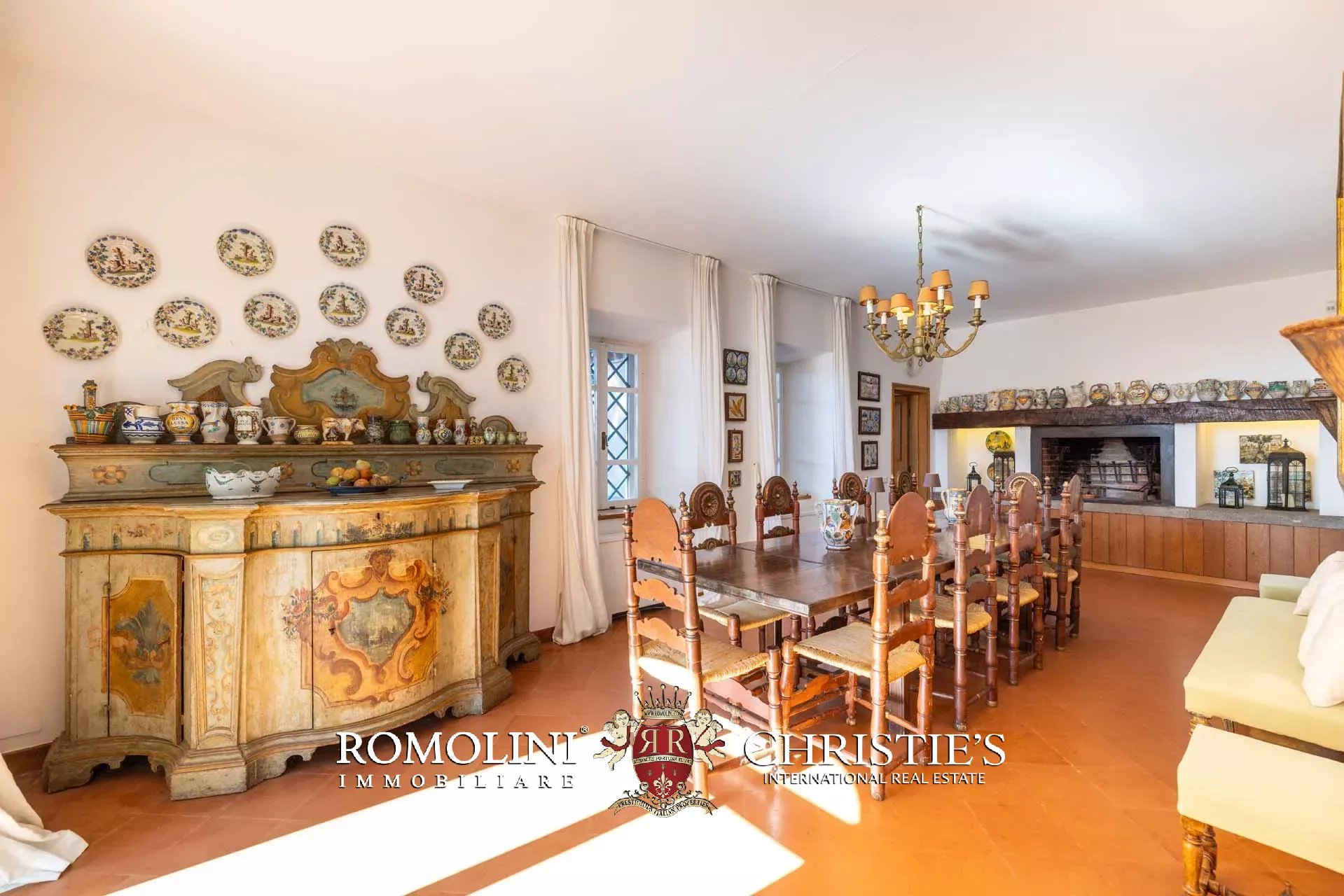 30 Bedroom Villa/Townhouse's Image 23