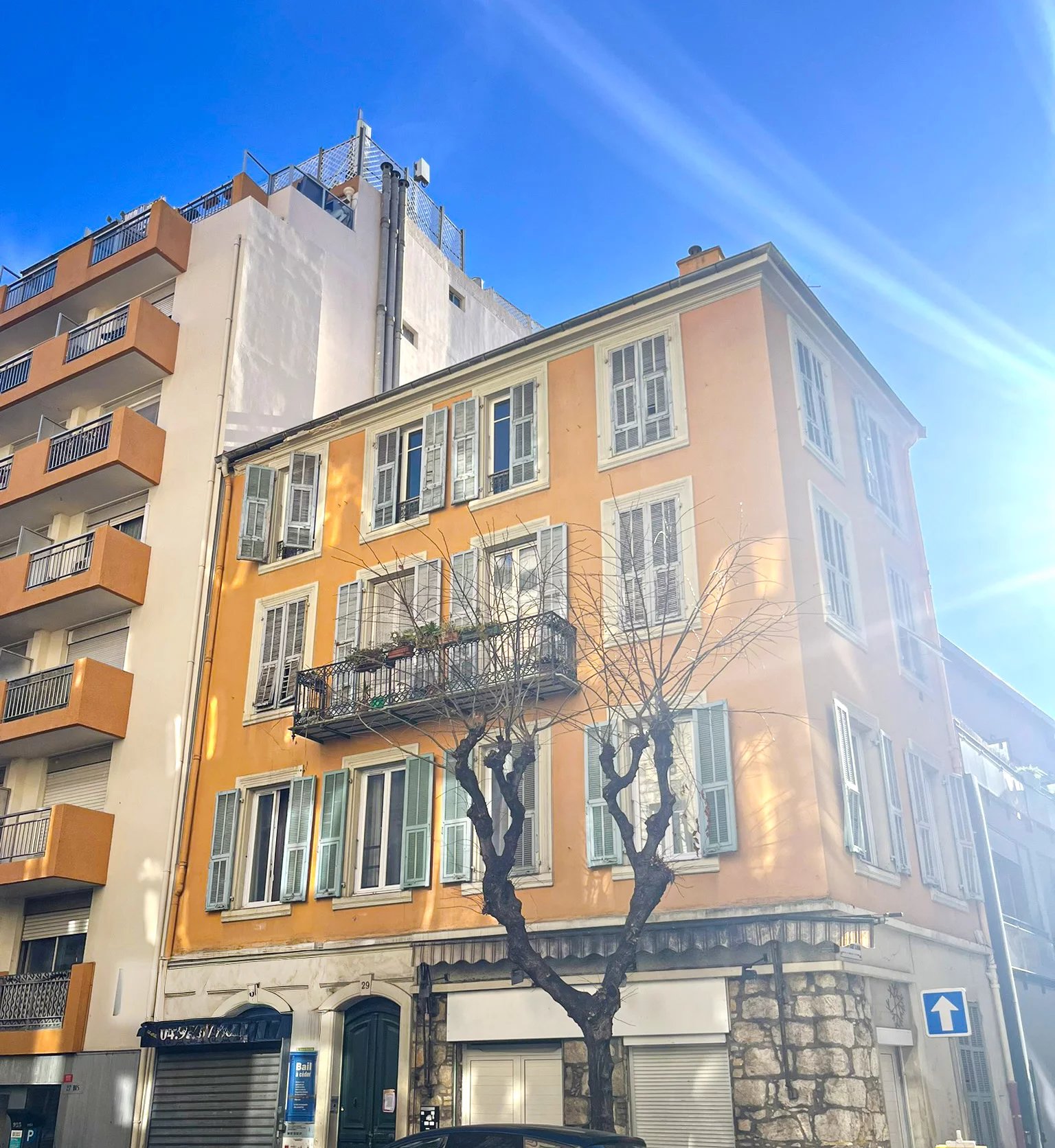 LIBERATION - Vernier - Beau Studio 25m² - Refait à neuf - 130.000 €