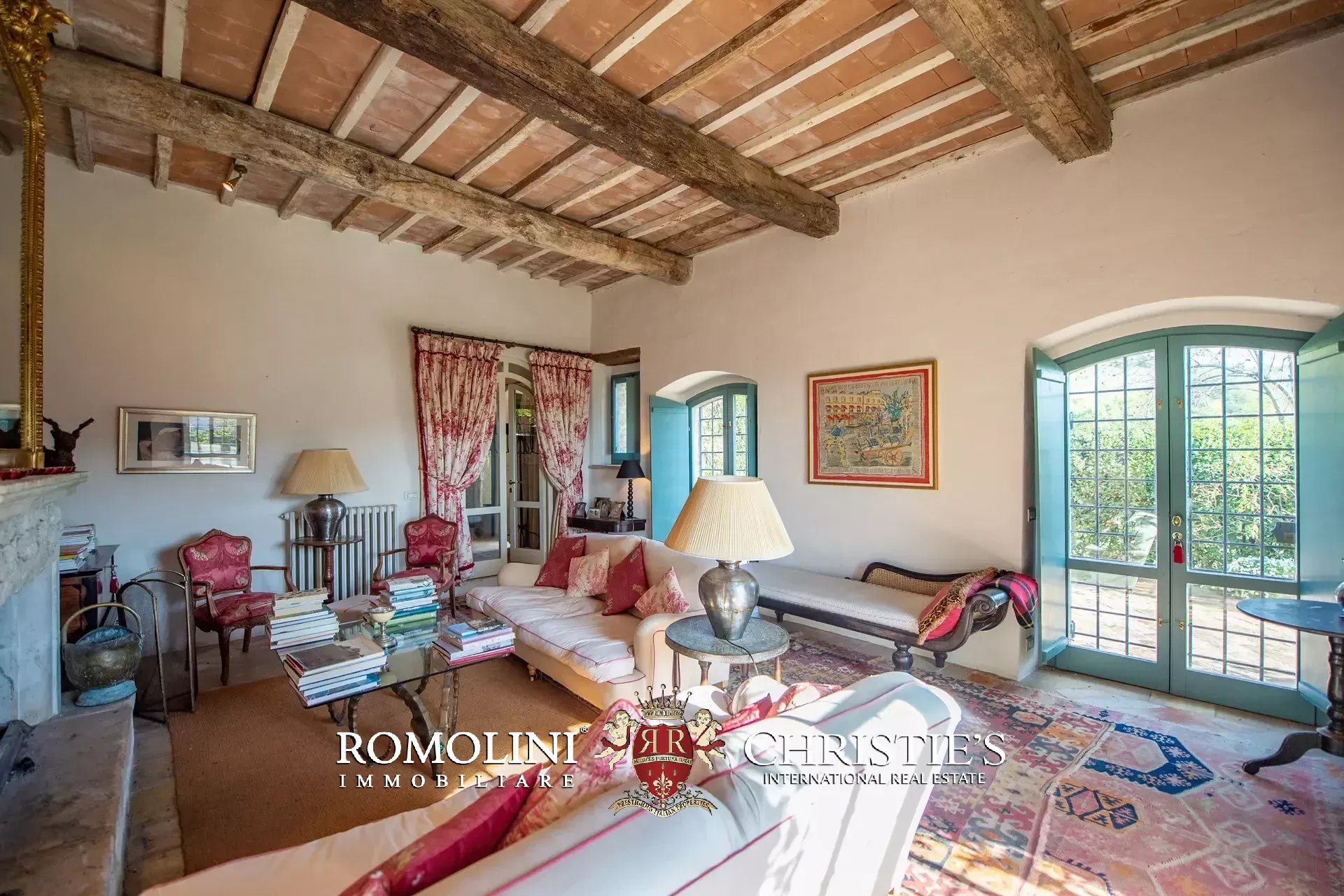 11 Bedroom Villa/Townhouse's Image 22