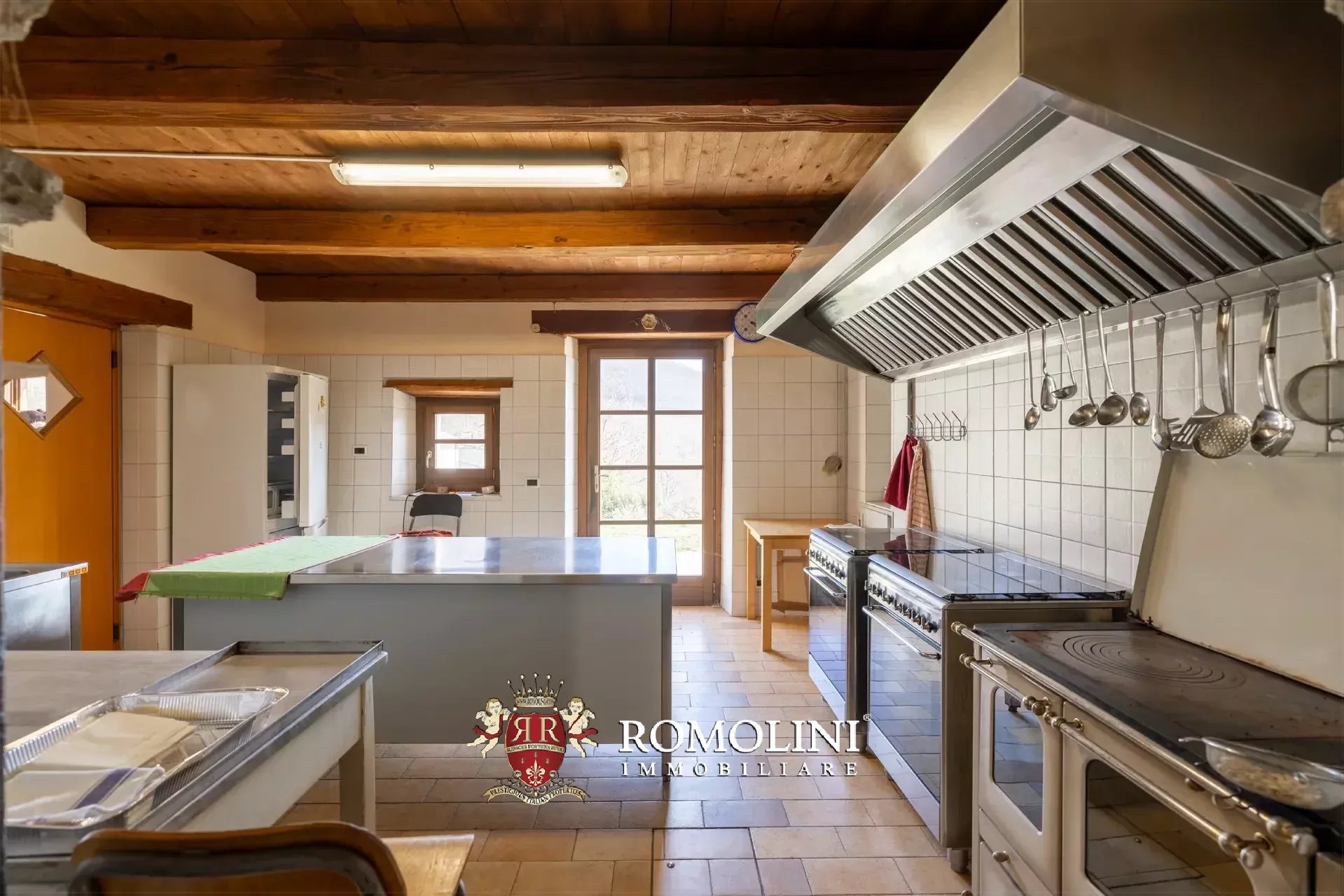 11 Bedroom Villa/Townhouse's Image 20