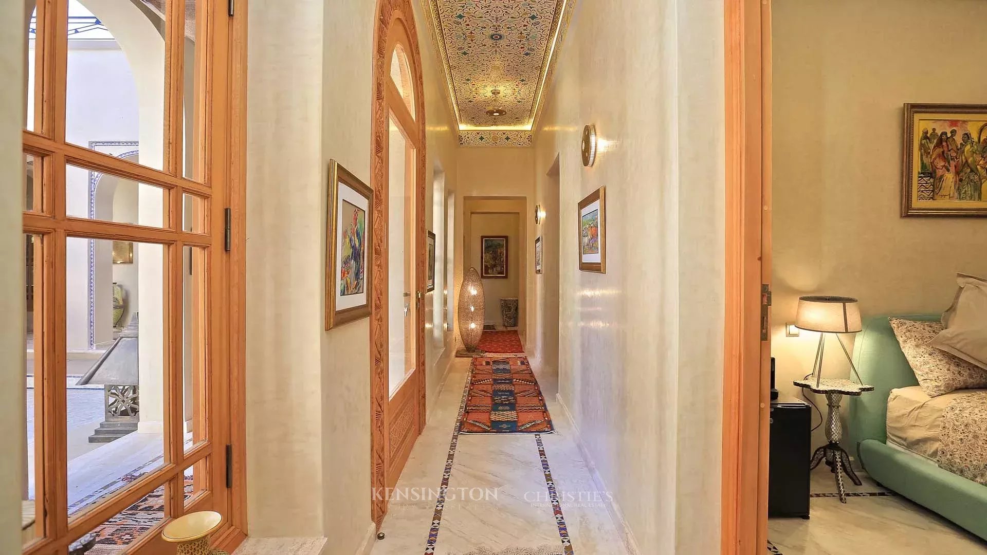10 Bedroom Villa/Townhouse's Image 31