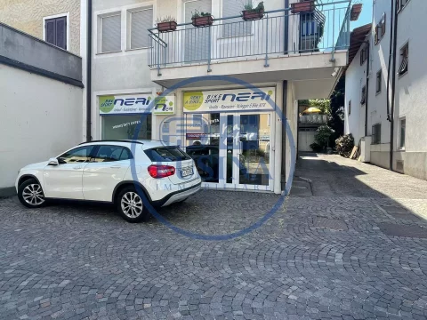 Negozio---Locale-commerciale-in-vendita---Laives-0
