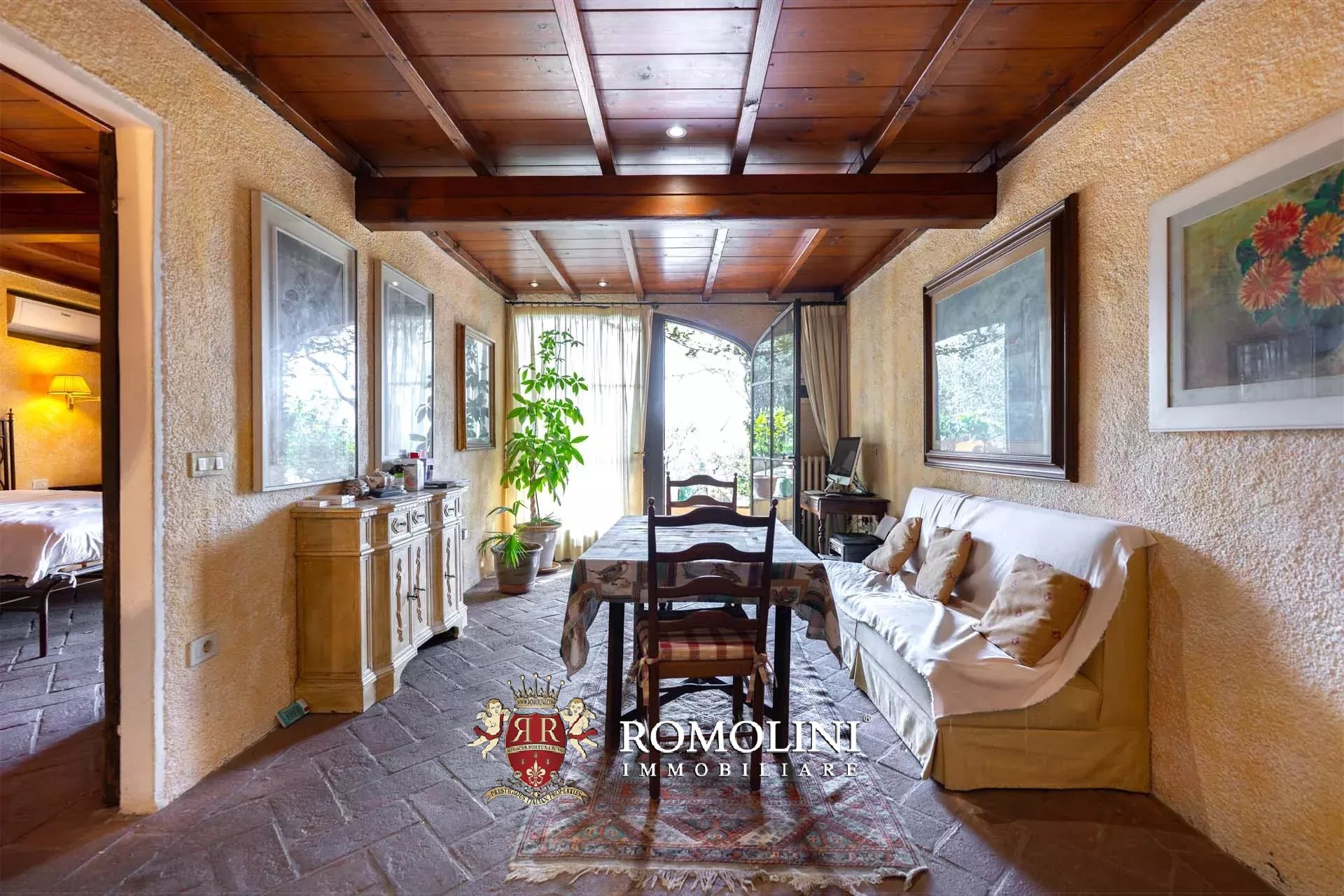 10 Bedroom Villa/Townhouse's Image 95