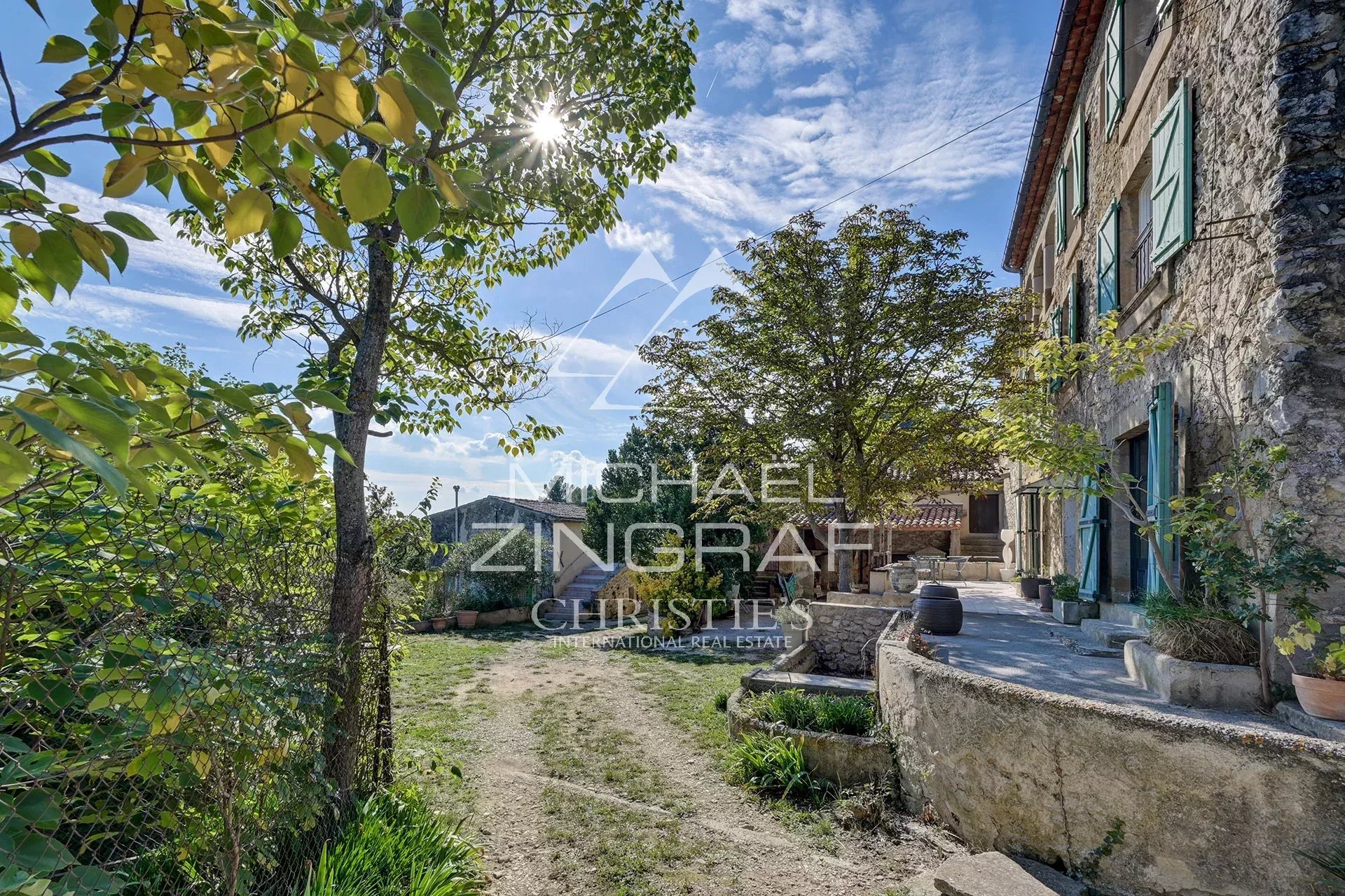 7 Bedroom Villa/Townhouse's Image 11