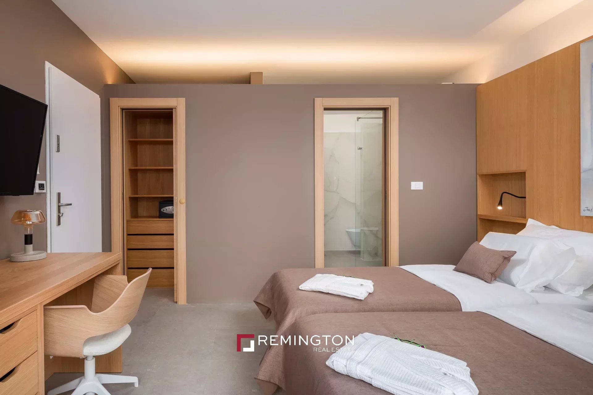 3 Bedroom Villa/Townhouse's Image 21