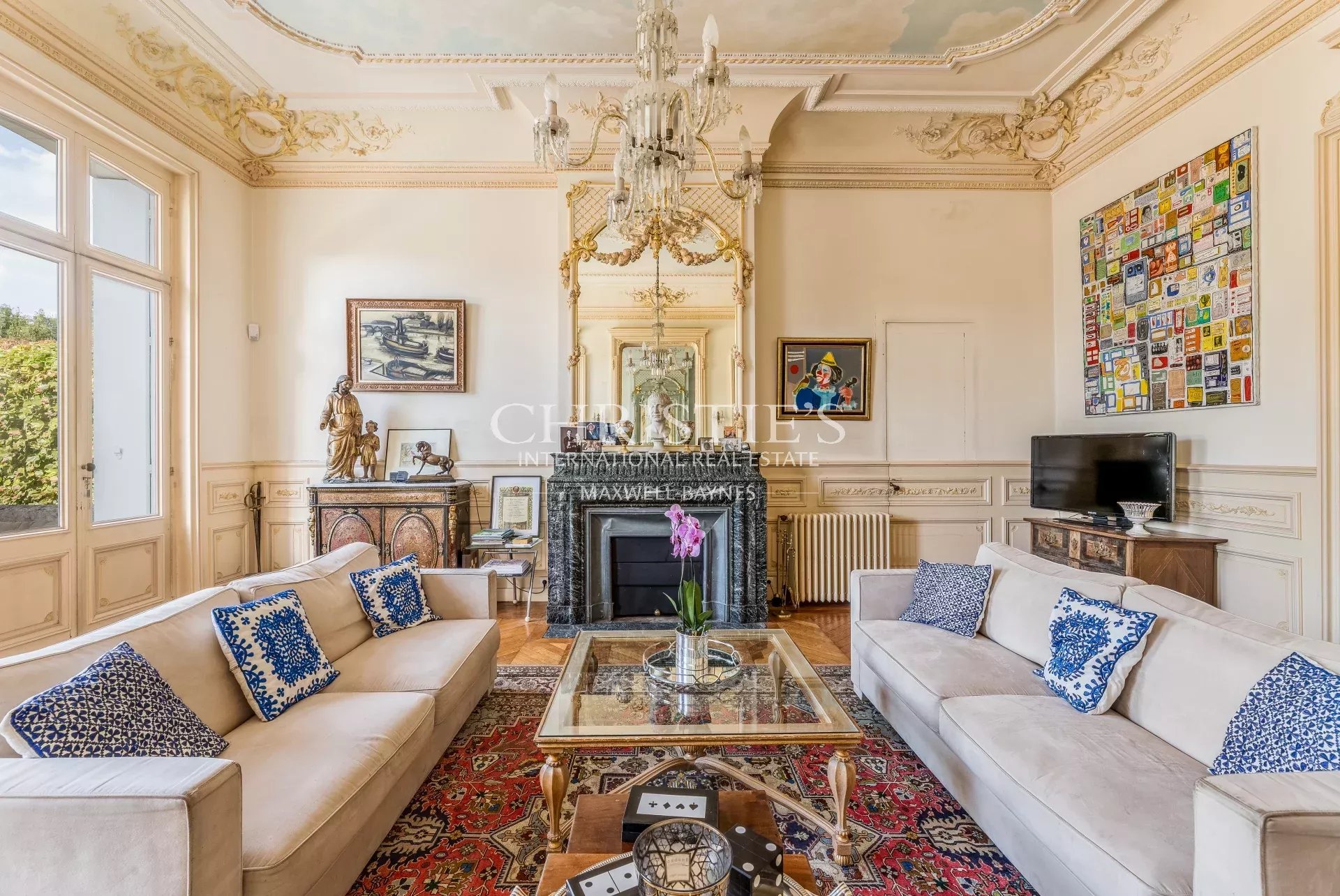 11 Bedroom Villa/Townhouse's Image 5