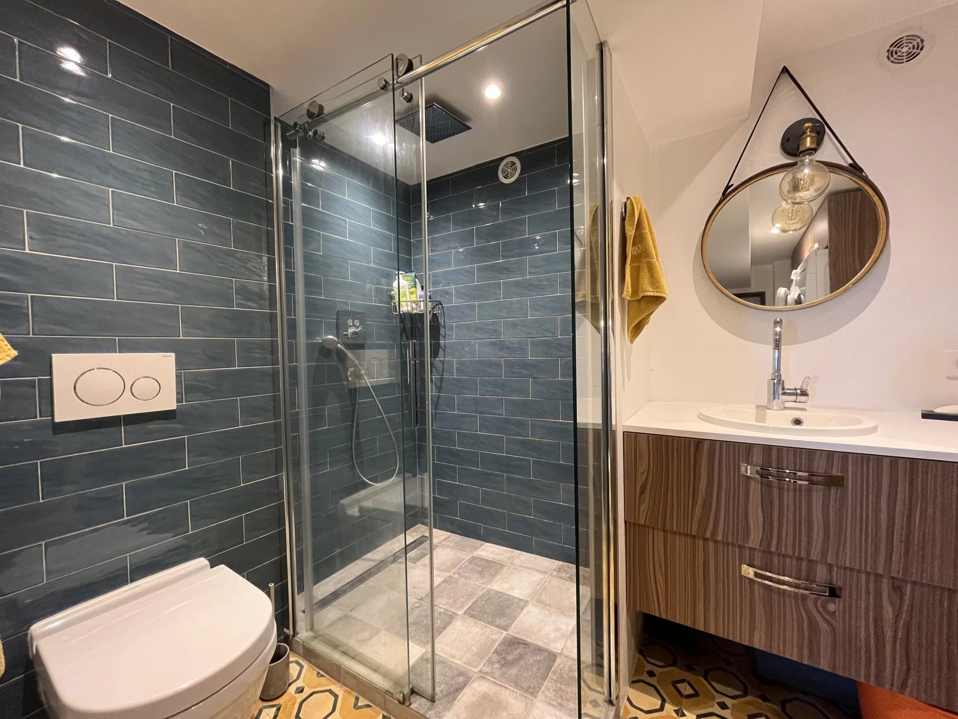 Charming village house with independent studio - MONS Charming village house with independent studio - MONS