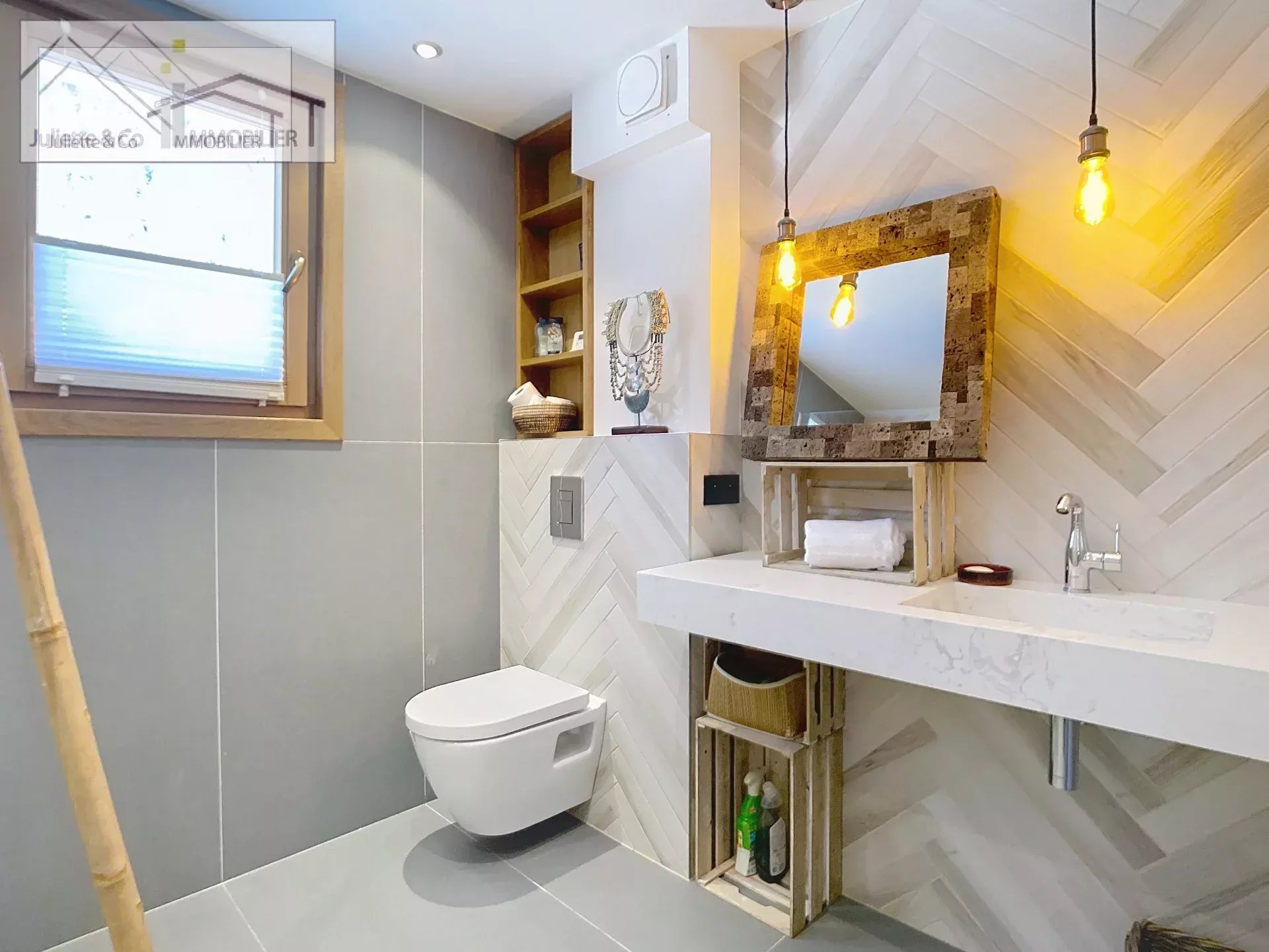 Photo of Modern 2-bedroom apartment in Chamonix-Mont-Blanc
