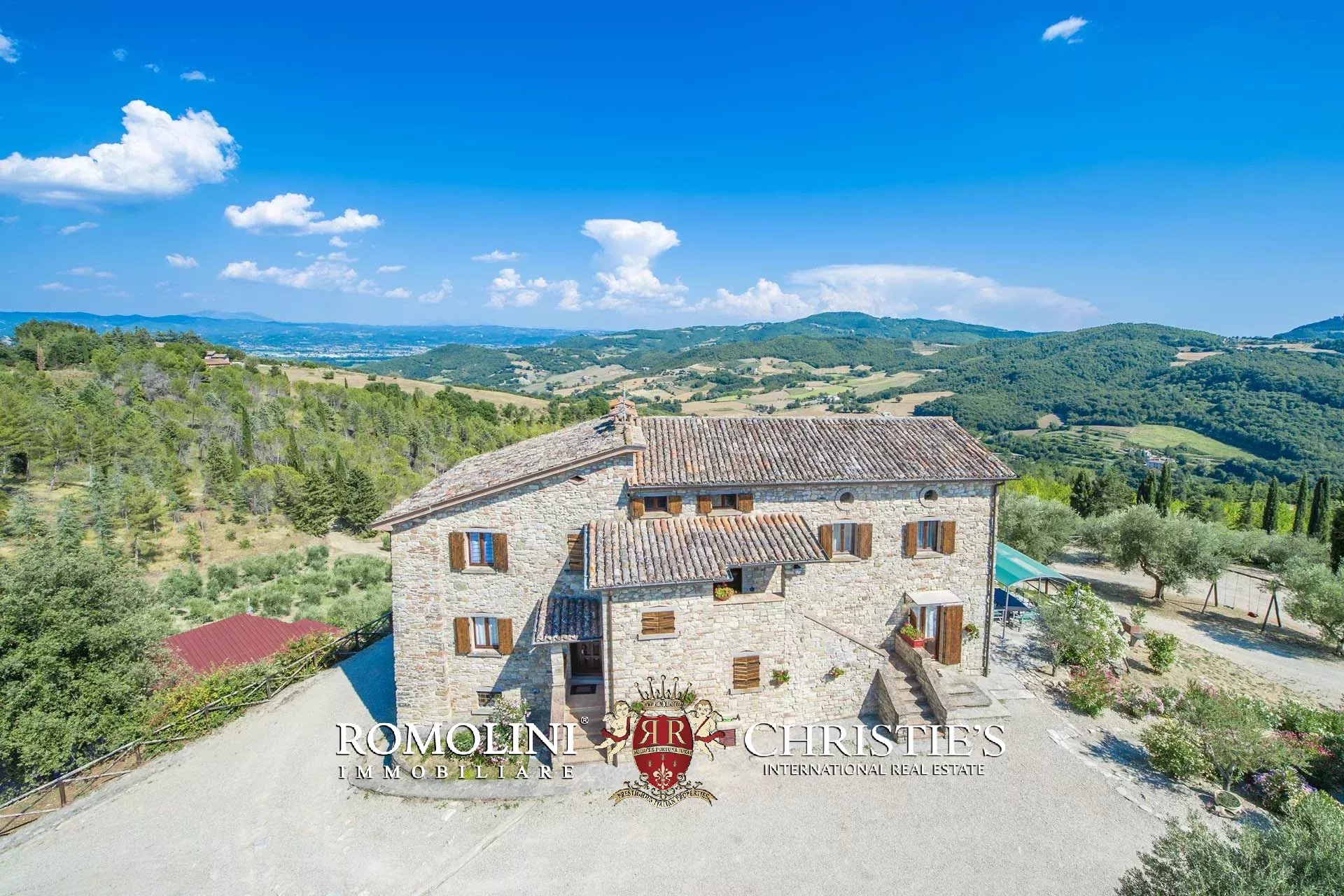 10 Bedroom Villa/Townhouse's Image 26