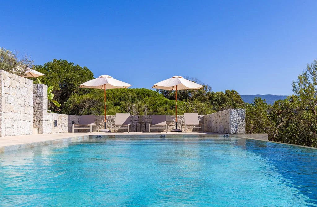 Villa MAGUY- 6 chambres, piscine, lieu calme et préservé