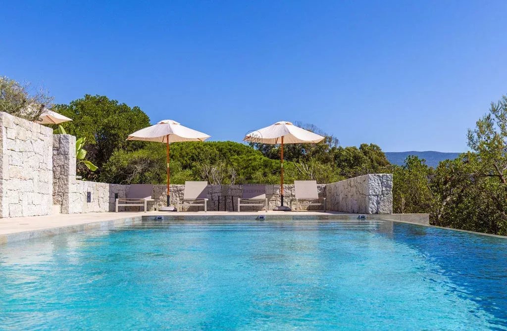 Villa MAGUY- 6 chambres, piscine, lieu calme et préservé