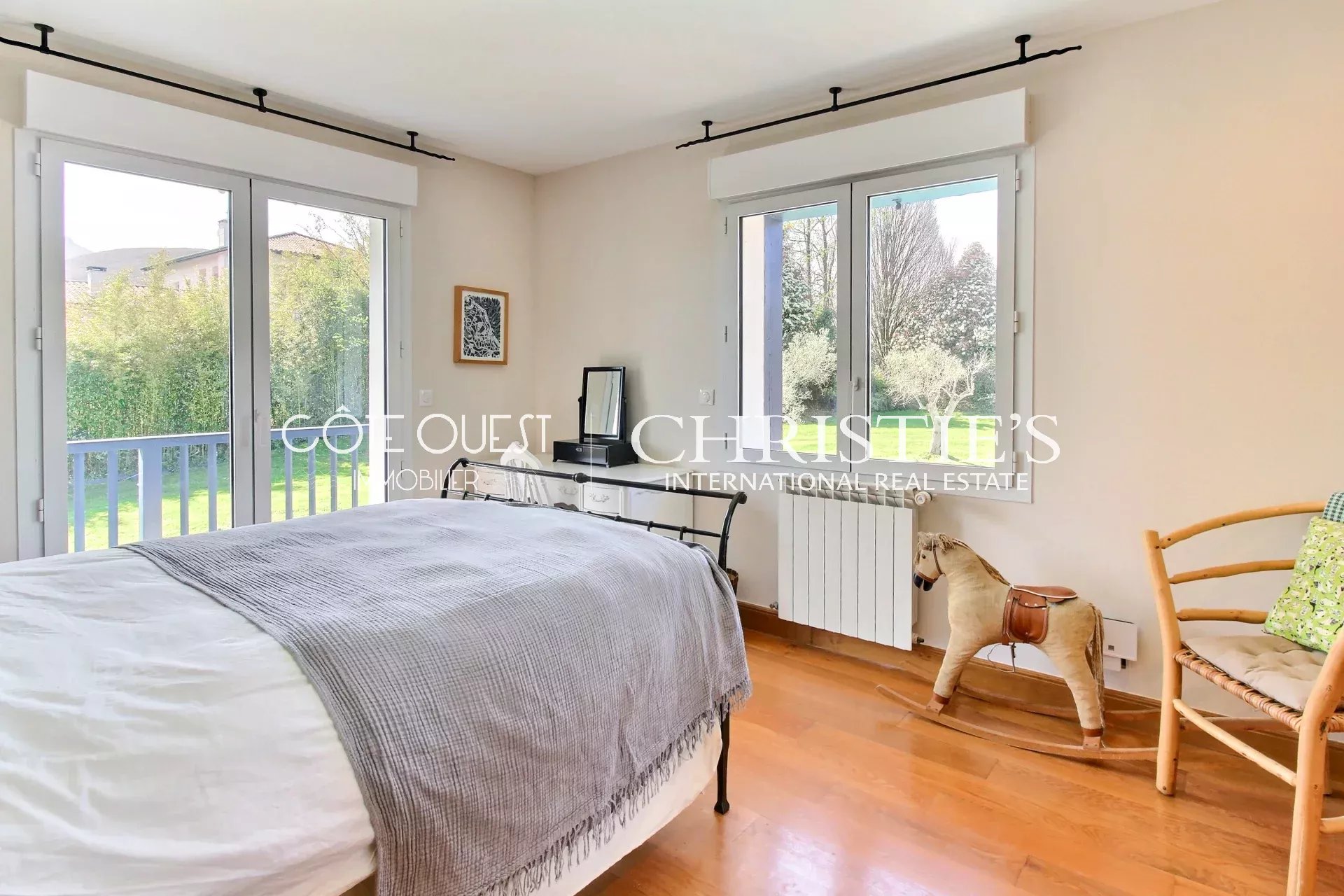 4 Bedroom Villa/Townhouse's Image 10