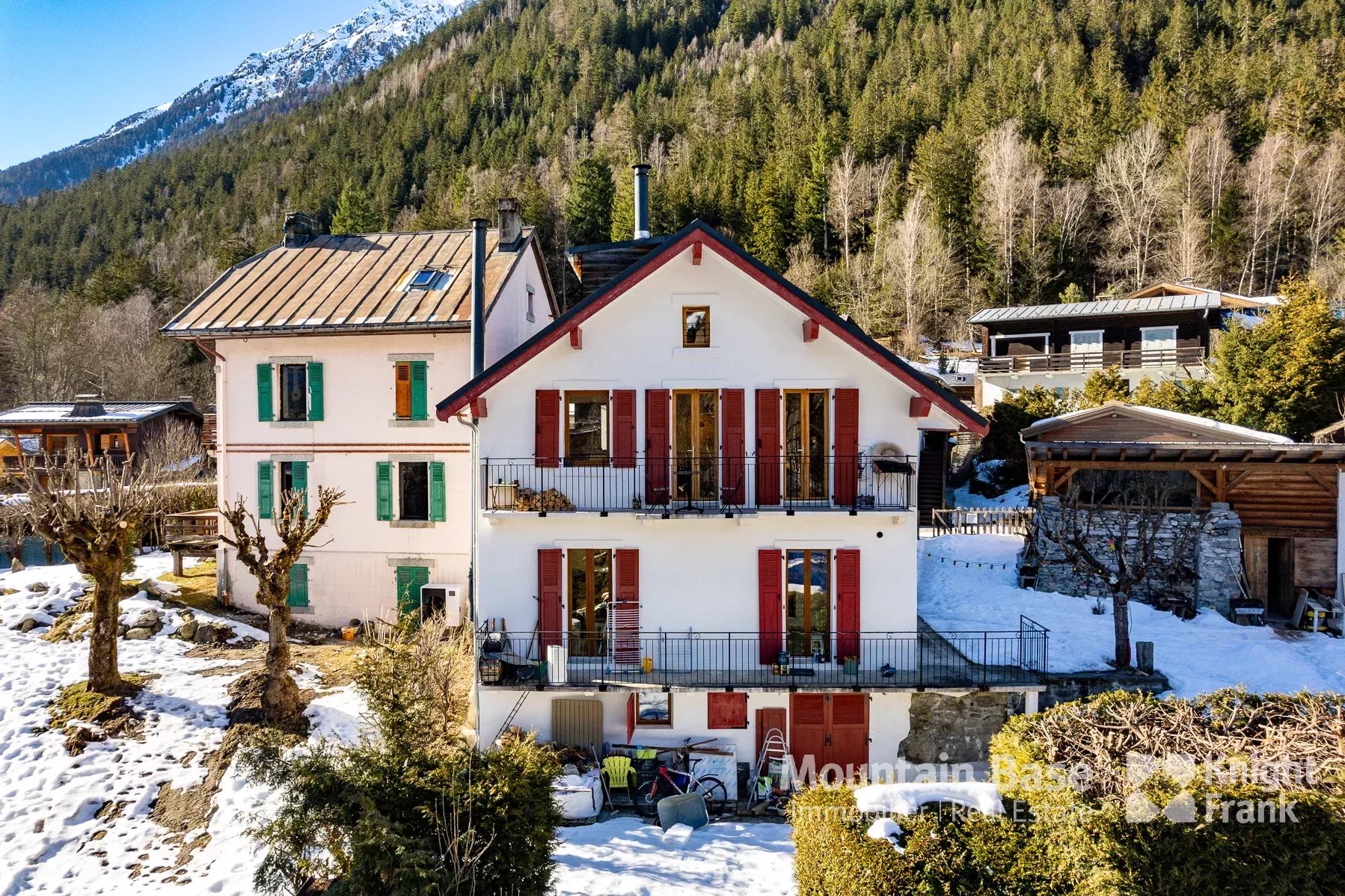 Photo of A charming 3-bedroom apartment in the heart of Chamonix