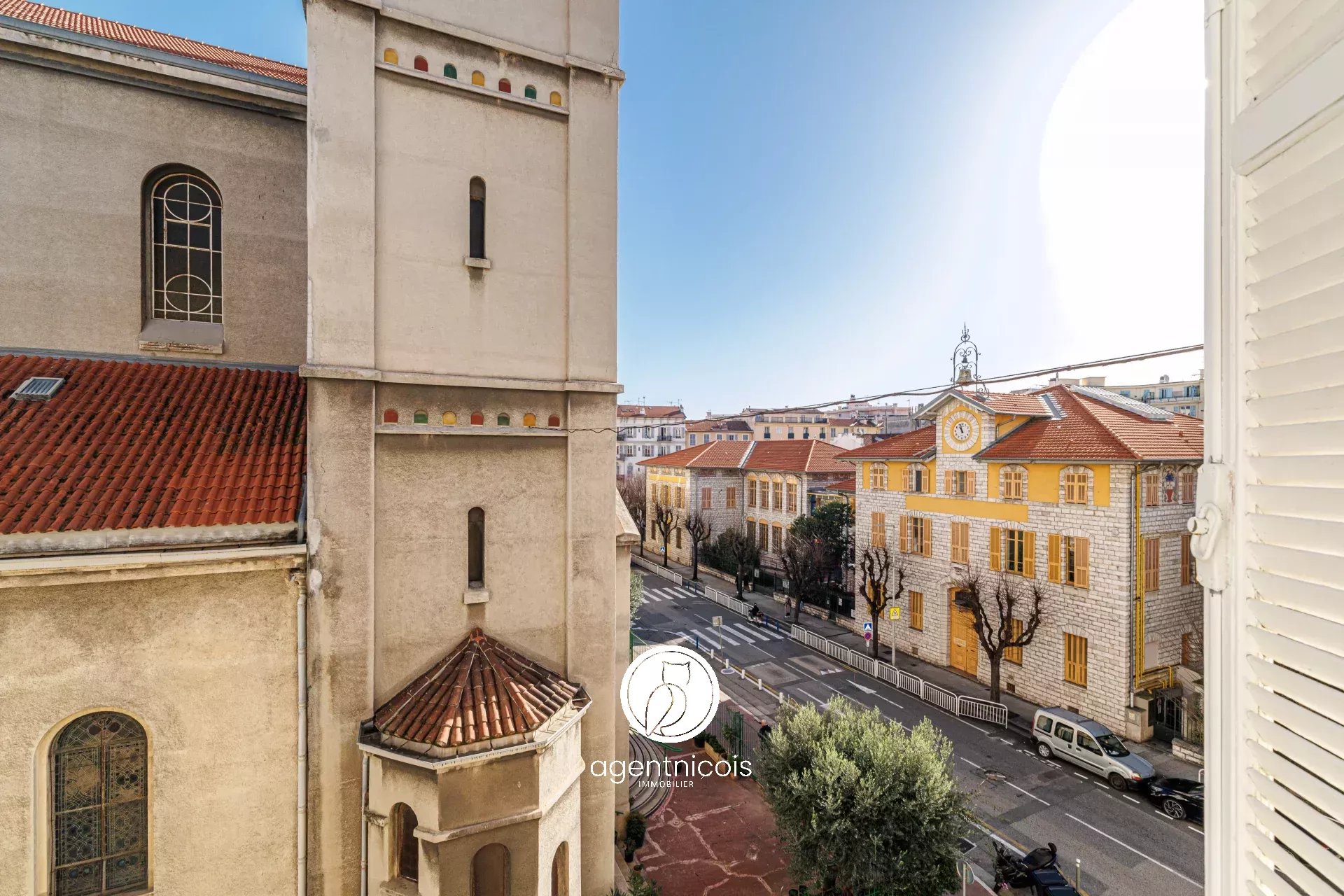 Agence immobilière de 