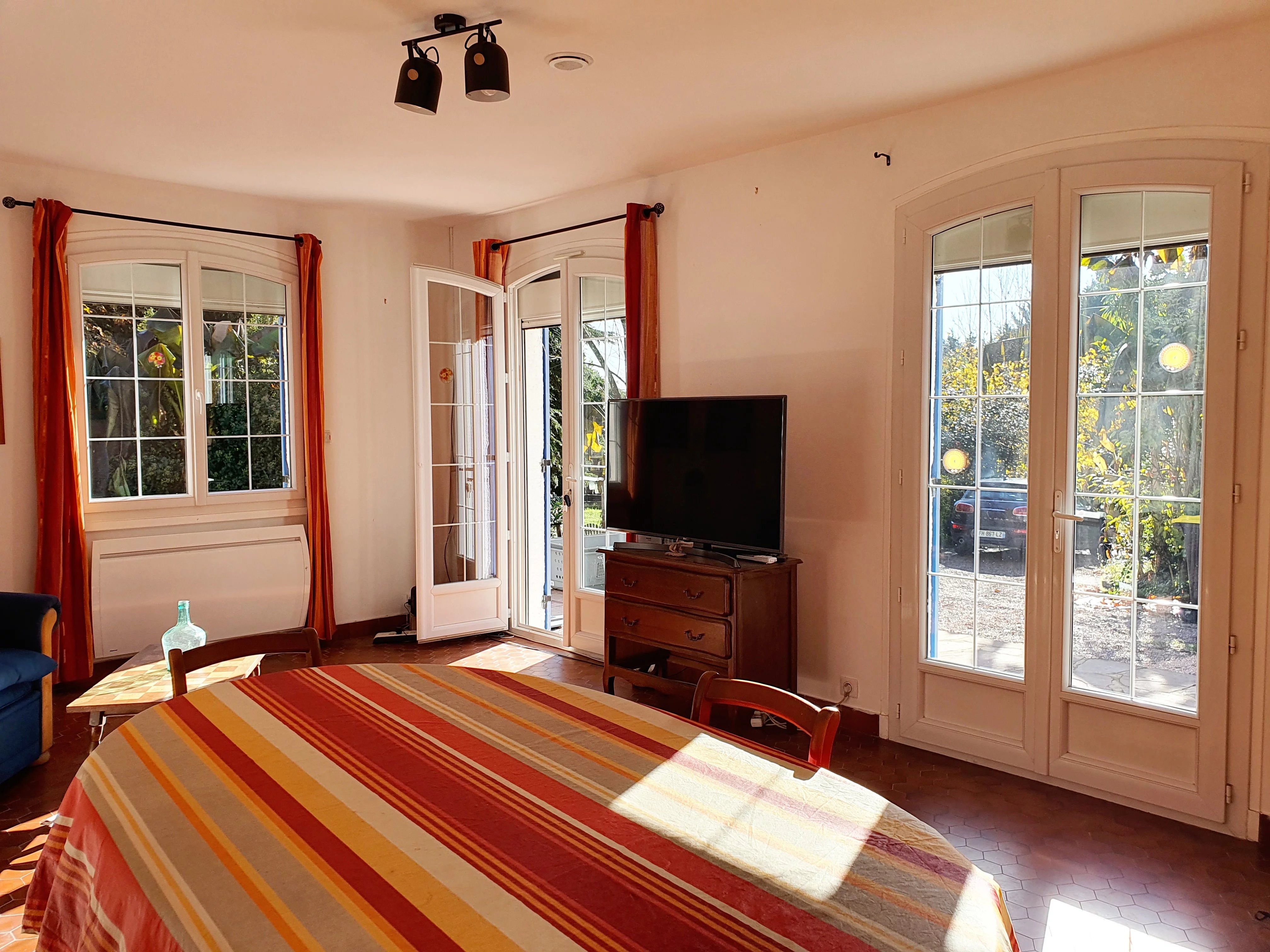 House in Sainte-Foy-la-Grande - Image 4