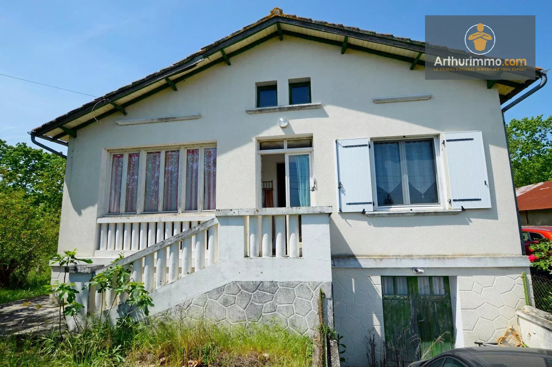 Maison dans petit bourg proche de Duras
