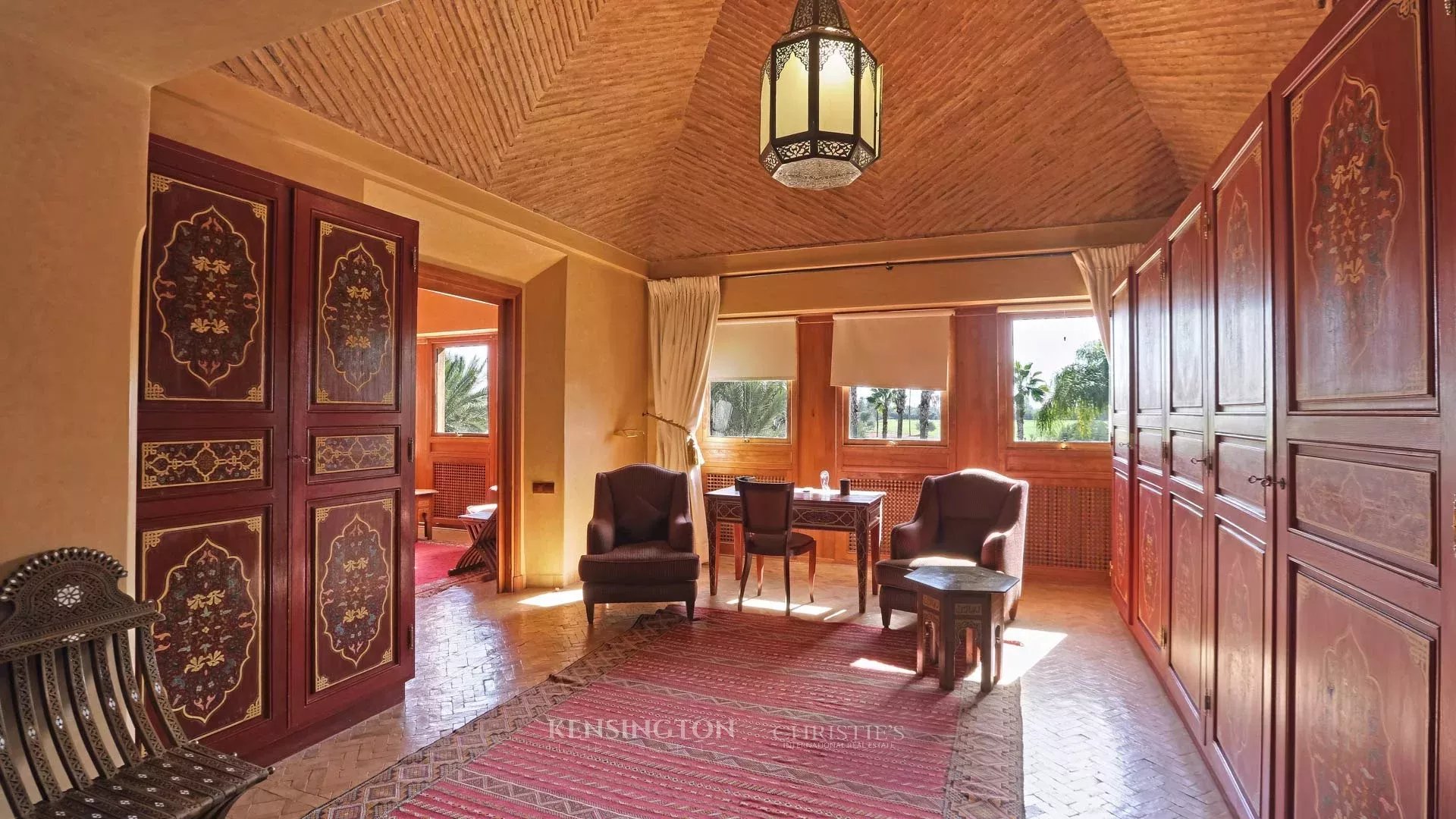8 Bedroom Villa/Townhouse's Image 27
