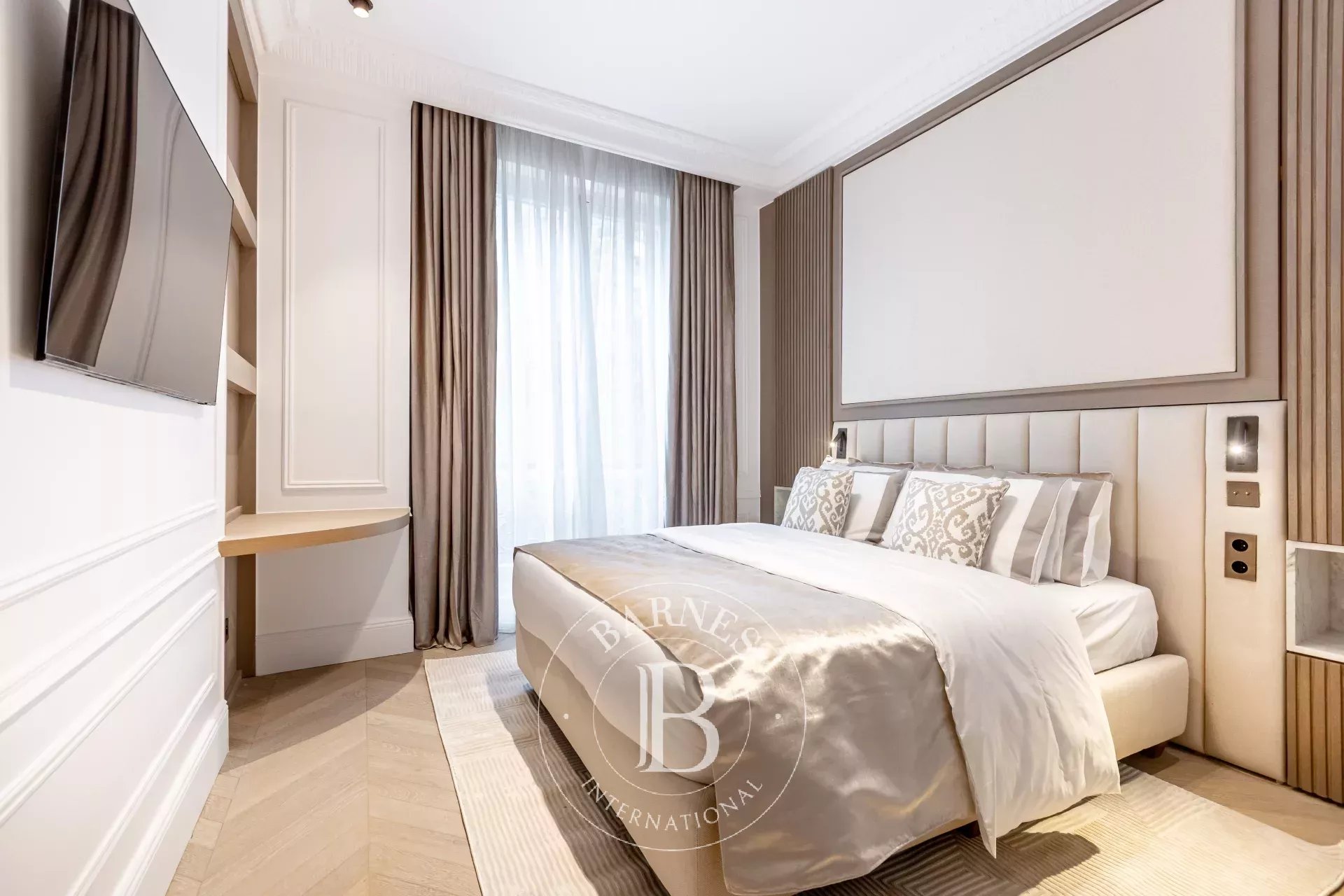 Paris  - Apartment 3 Bedrooms - picture 13