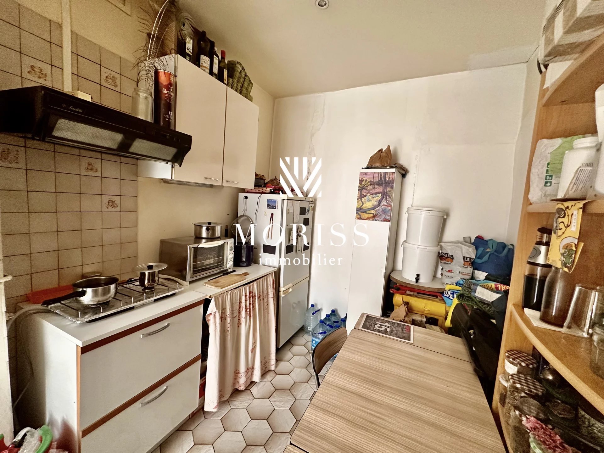 Paris 2 Appartement studio de 23,50 m2 - Image Array