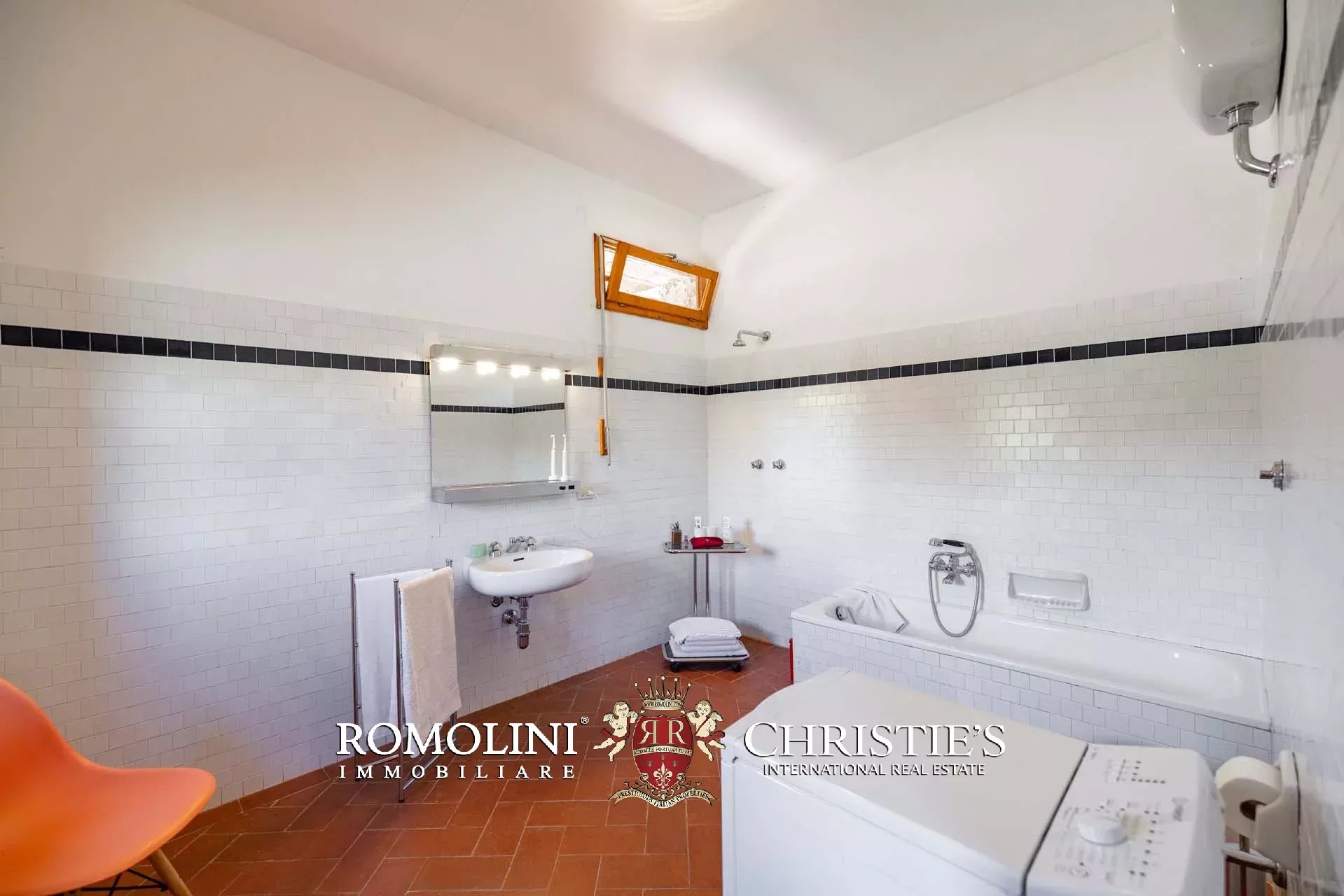 5 Bedroom Villa/Townhouse's Image 46