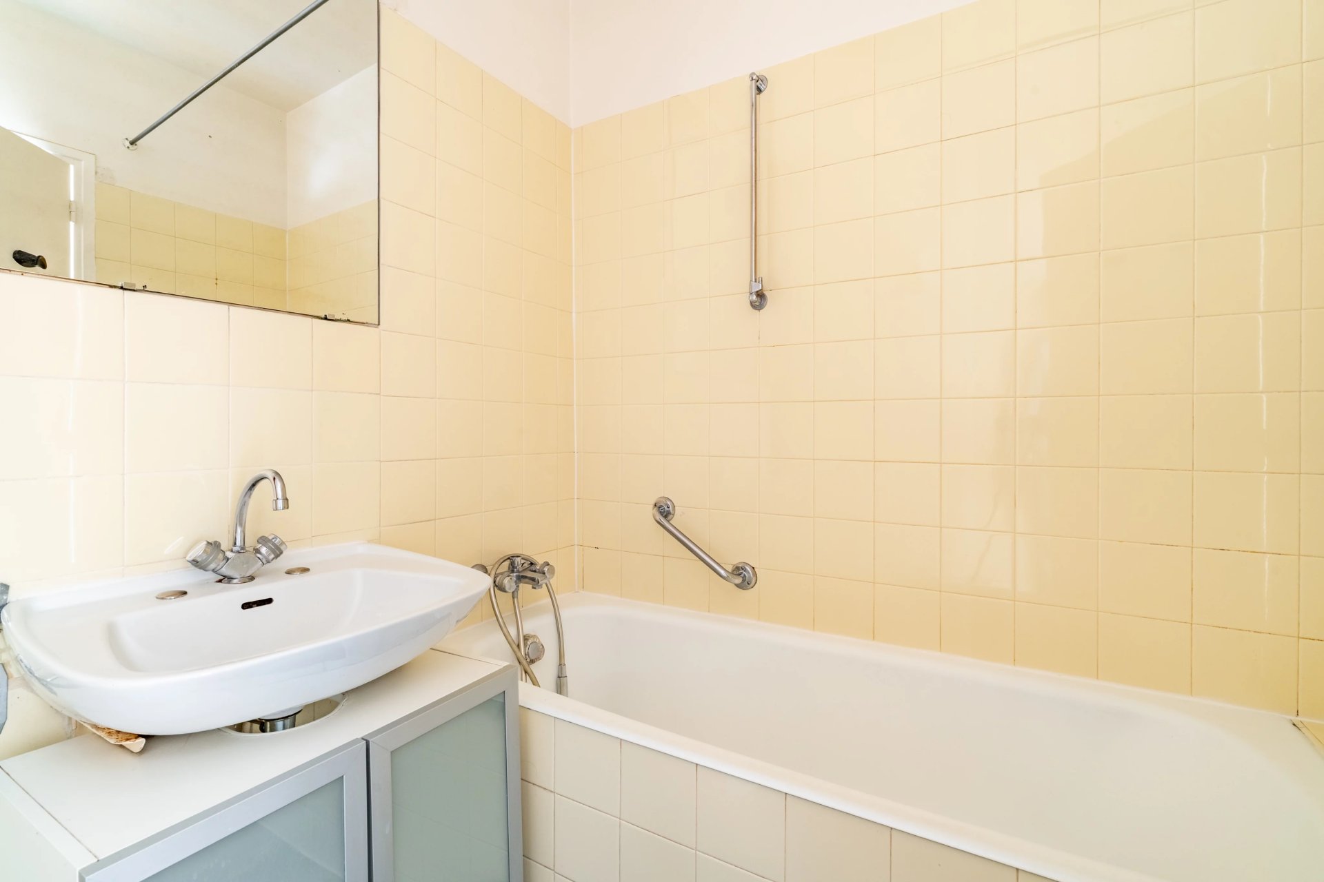 3 Bedroom Apartment/Flat's Image 7